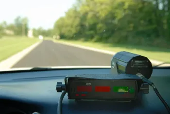 Hoće li toga biti i kod nas? U ovoj državi EU vas plaćaju da iz vlastitog auta kamerom snimate prebrze, otkrili i zaradu Polovni automobili, polovan auto, prodajem auto na sajtu za polovne automobile prodajemauto.rs