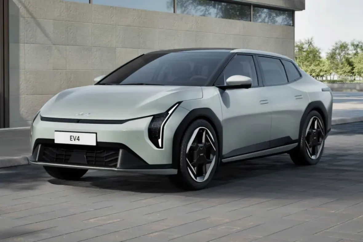 Kia EV4 biće dostupna u formi sedana i hečbeka Polovni automobili, polovan auto, prodajem auto na sajtu za polovne automobile prodajemauto.rs