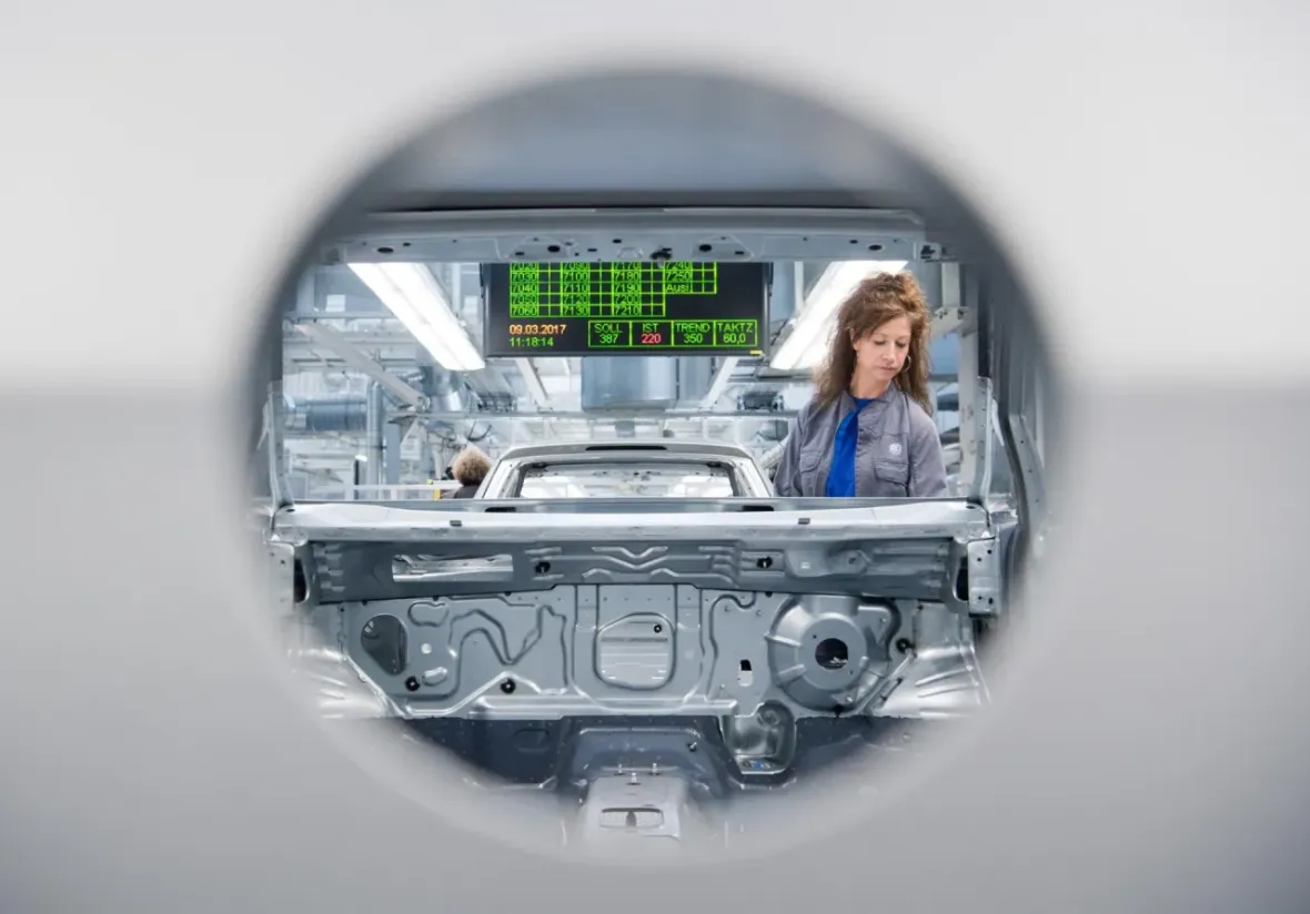 Sprečen slom: Evropska komisija menja pravila o emisijama kako bi pomogla automobilskoj industriji Polovni automobili, polovan auto, prodajem auto na sajtu za polovne automobile prodajemauto.rs