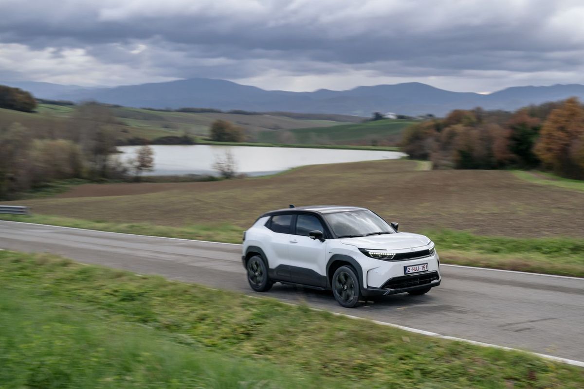 Toyota predstavila novi električni Urban Cruiser sa dometom do 426 kilometara Prodajem Auto