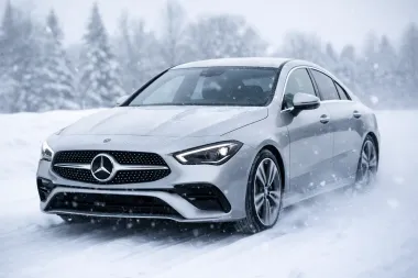 Test: 2027 Mercedes-Benz CLA220 Hybrid – dobar šasijski plesač, ali pogrešan partner CarNow365