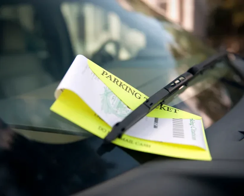 Photo by: hotmesquire16 & Caspar Rae Prodajem Auto