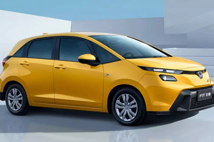 Honde Fit Prodajem Auto