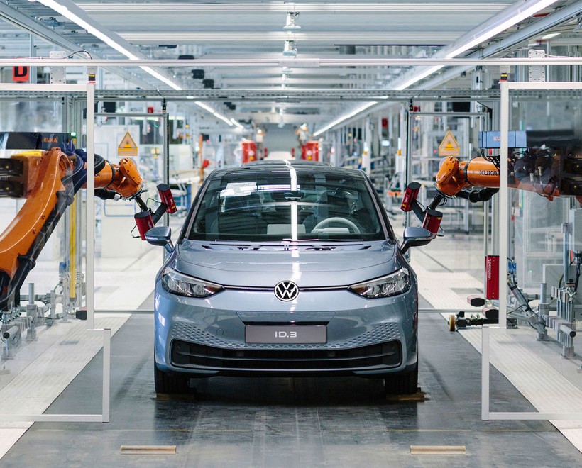 Proizvodna traka Volkswagen Photo Prodajem Auto