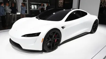 Novi Tesla Roadster ponovo odložen, Musk zahvaljuje na čekanju kupcima koji su uplatili depozit Polovni automobili, polovan auto, prodajem auto na sajtu za polovne automobile prodajemauto.rs