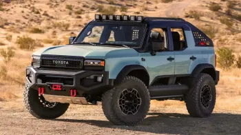 Toyota pretvorila svoja dva najbolja SUV-a u kabriolete: Land Cruiser i 4Runner na SEMA sajmu Polovni automobili, polovan auto, prodajem auto na sajtu za polovne automobile prodajemauto.rs