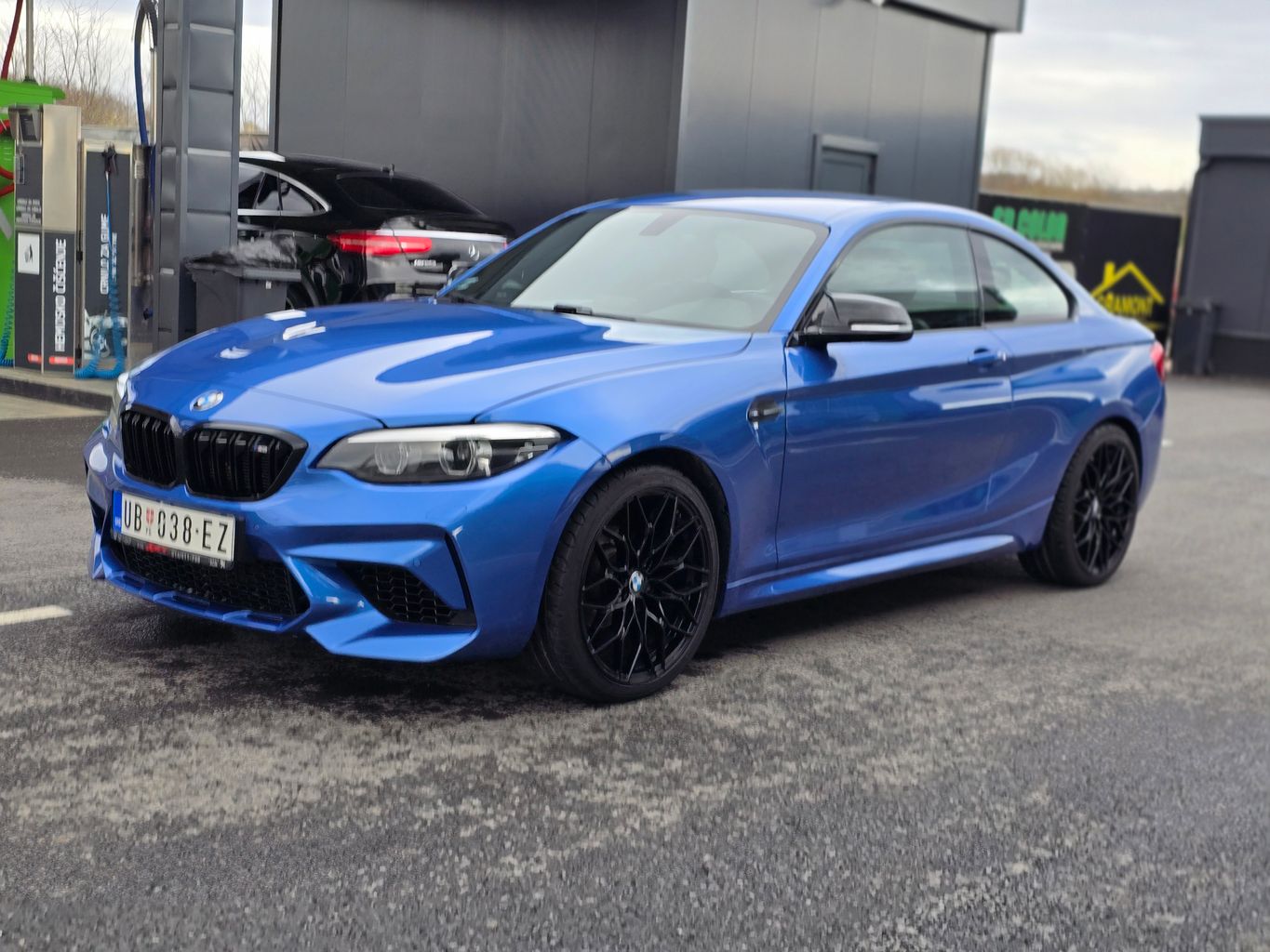 BMW 2 M Performance