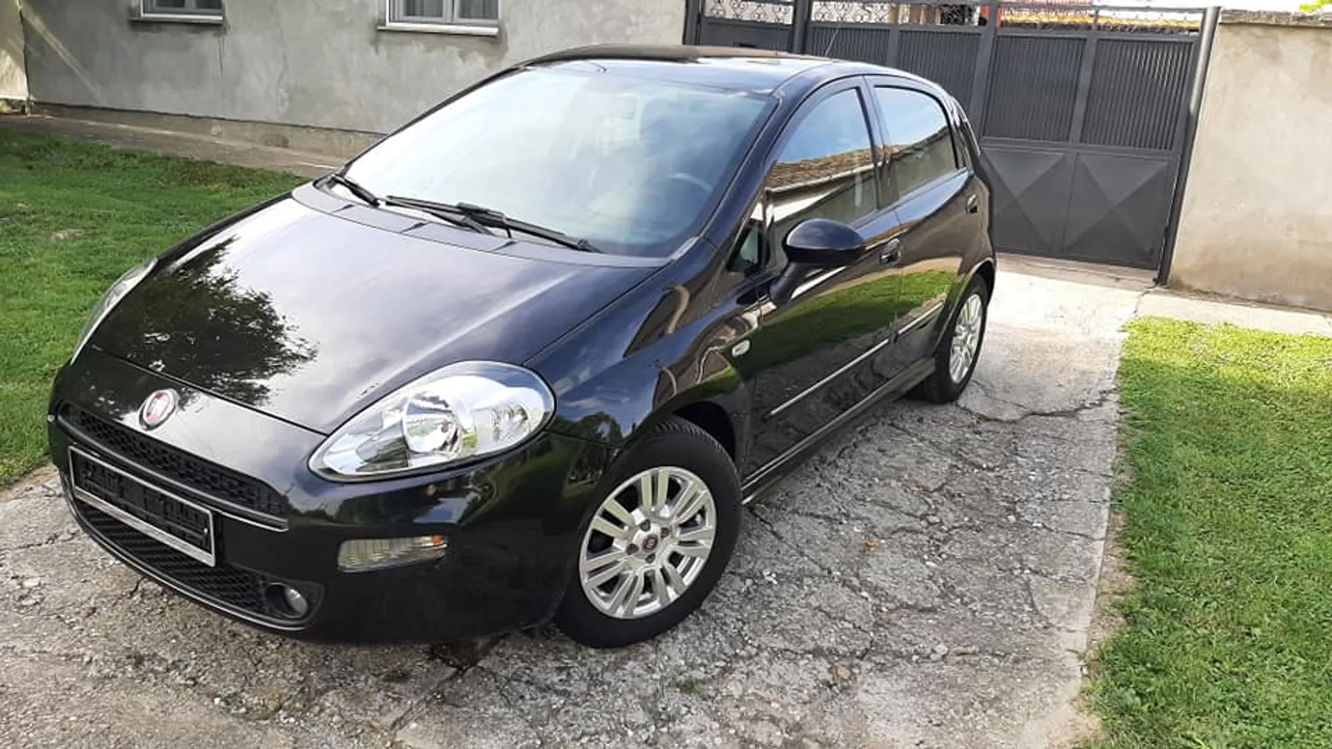 Fiat Punto 1.3Mjet 4.590 € Dizel, 2013 god. Polovni automobili, polovan auto, prodajem auto na sajtu za polovne automobile prodajemauto.rs