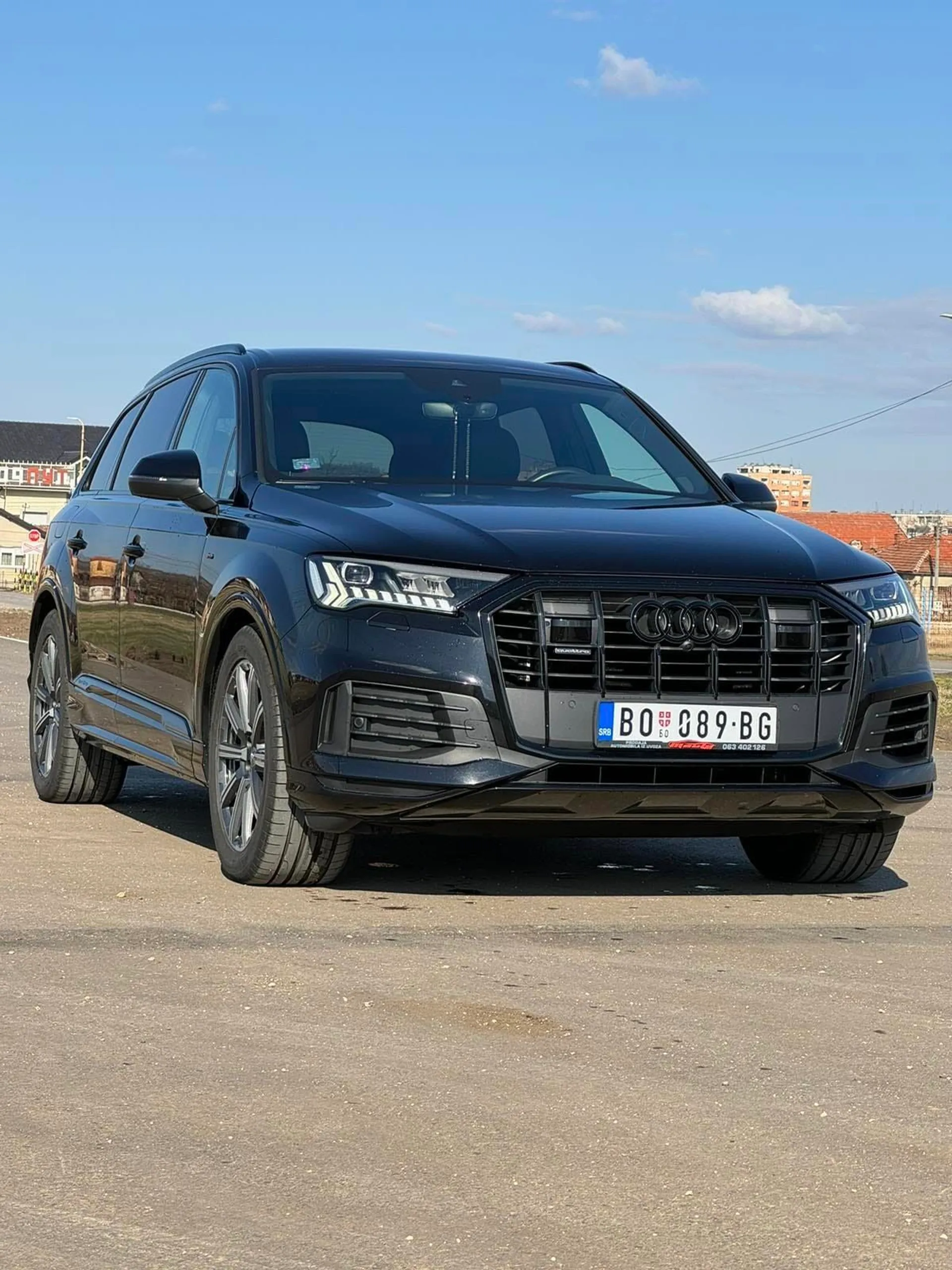 Audi Q7 S-Line Hibrid 65.000 € Dizel, 2019 god. Polovni automobili, polovan auto, prodajem auto na sajtu za polovne automobile prodajemauto.rs