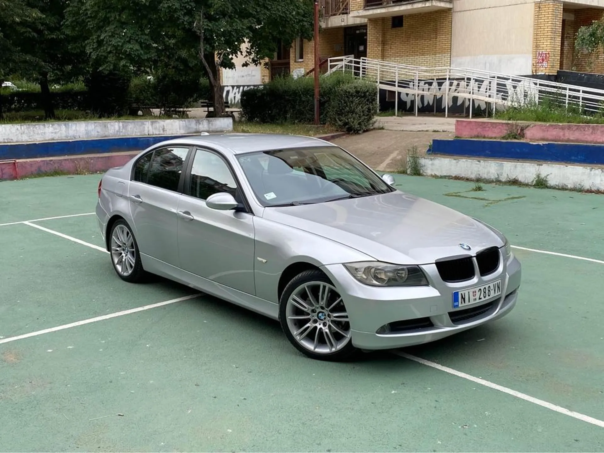 BMW 3 Series 318 e90 5.300 € Dizel, 2007 god. Polovni automobili, polovan auto, prodajem auto na sajtu za polovne automobile prodajemauto.rs