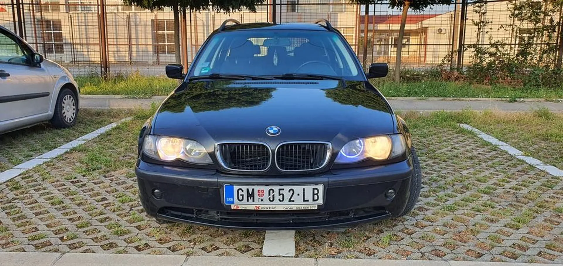 BMW 3 Series 320 2.0 D 2.450 € Dizel, 2003 god. Polovni automobili, polovan auto, prodajem auto na sajtu za polovne automobile prodajemauto.rs