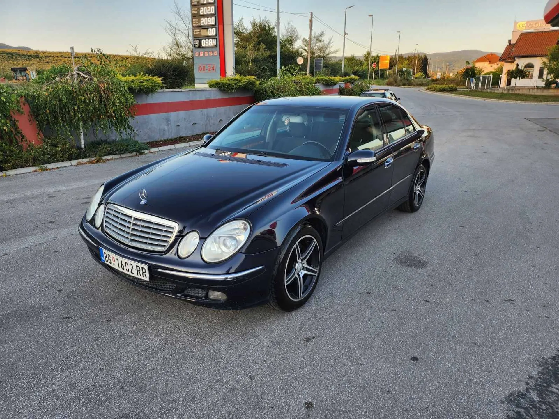 Mercedes-Benz E class 220 CDI 4.800 € Dizel, 2005 god. Polovni automobili, polovan auto, prodajem auto na sajtu za polovne automobile prodajemauto.rs