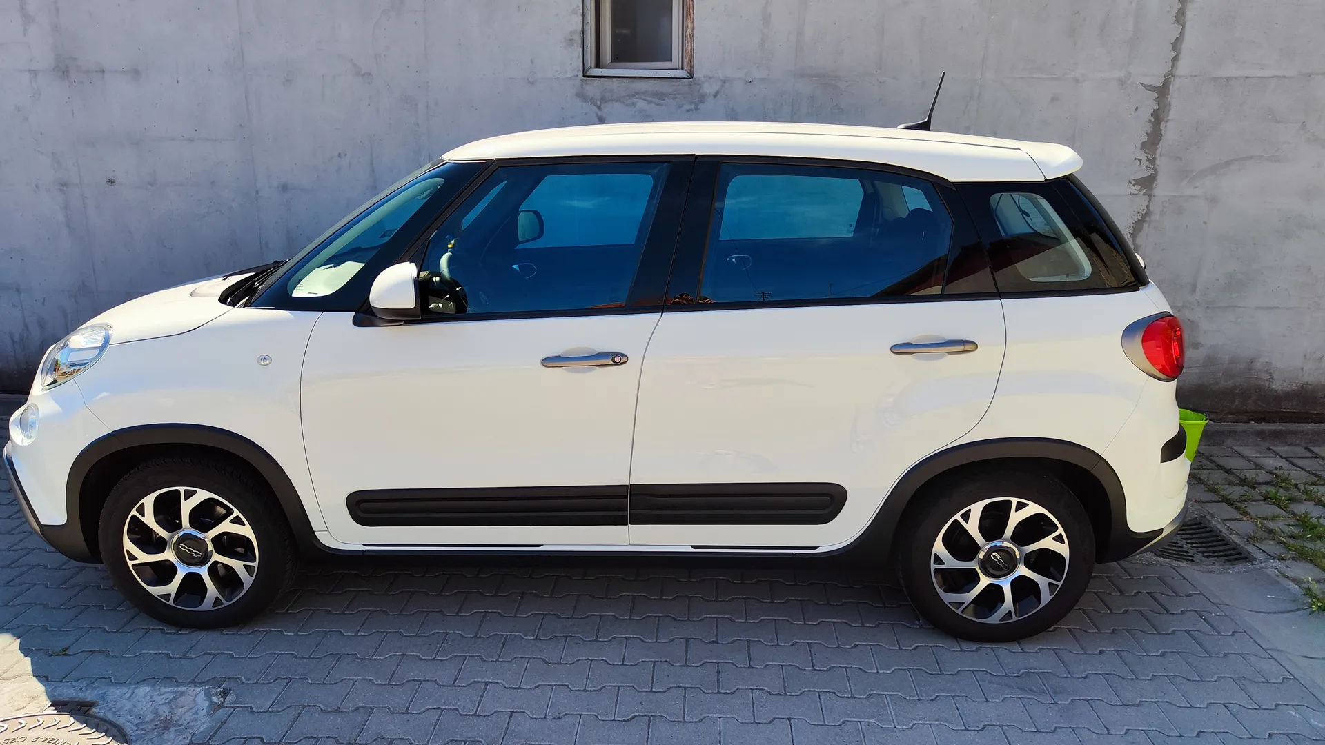 Fiat 500L 10.500 € Benzin + Gas (TNG), 2021 god. Polovni automobili, polovan auto, prodajem auto na sajtu za polovne automobile prodajemauto.rs