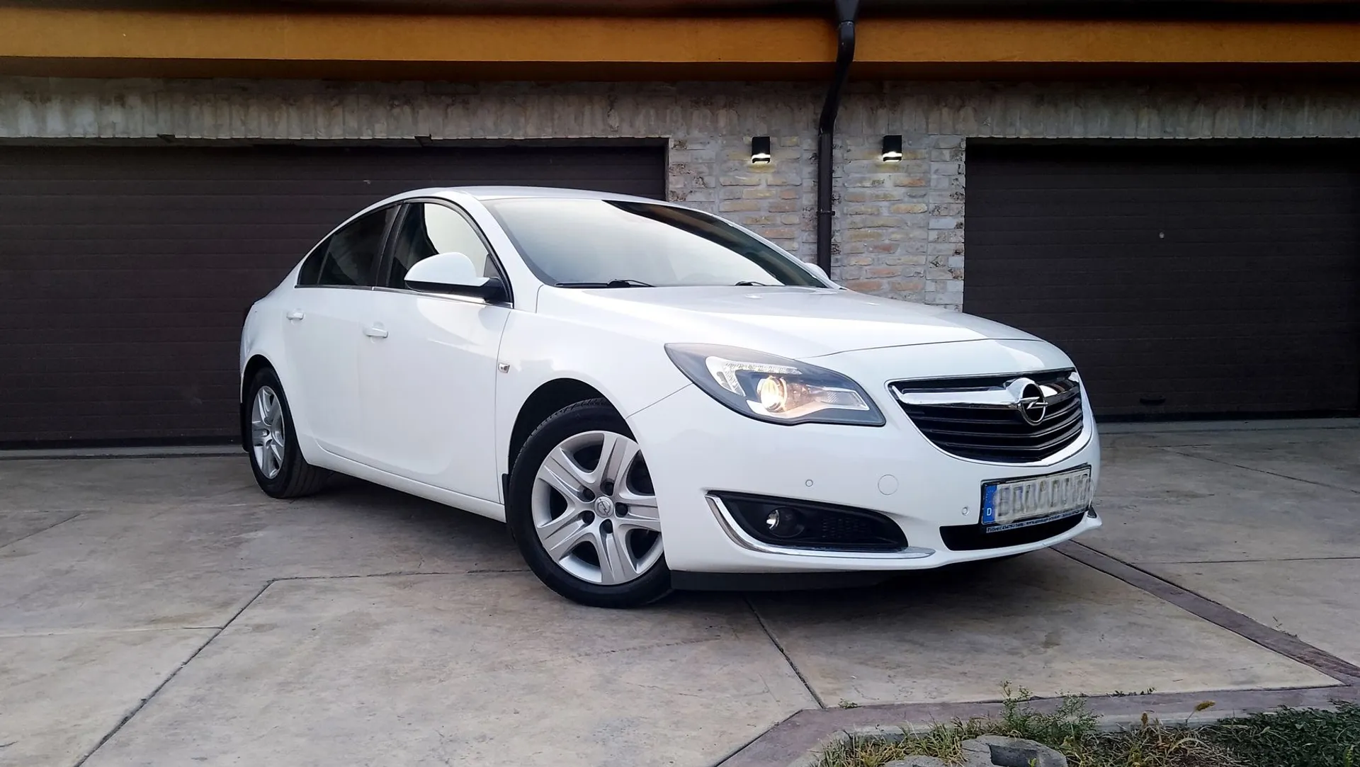 Opel Insignia 1.6 CDTI-Servis 9.400 € Dizel, 2016 god. Polovni automobili, polovan auto, prodajem auto na sajtu za polovne automobile prodajemauto.rs
