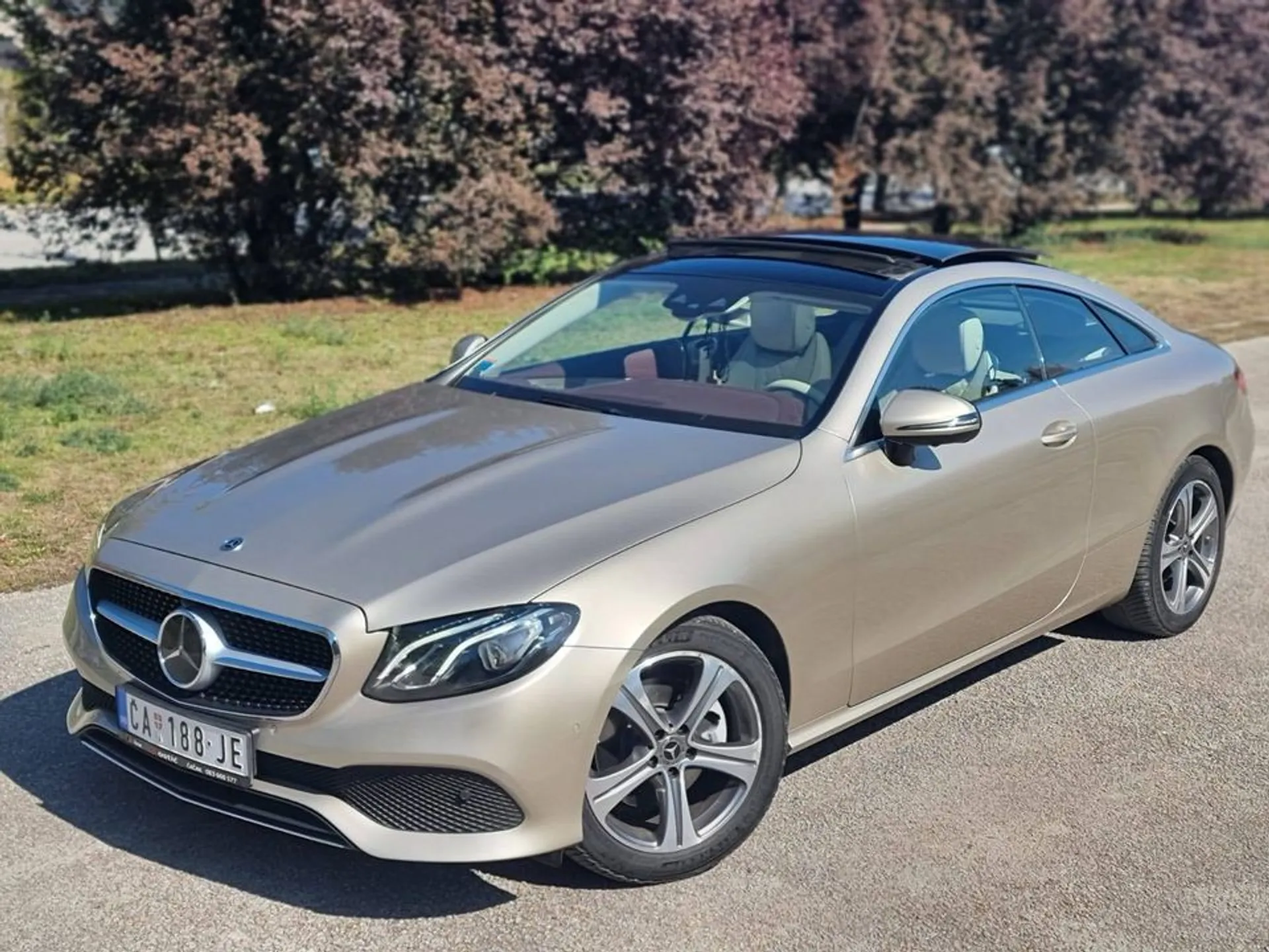 Mercedes-Benz E class 220 VIRTU/PANO/DESIGNO 37.000 € Dizel, 2018 god. Polovni automobili, polovan auto, prodajem auto na sajtu za polovne automobile prodajemauto.rs