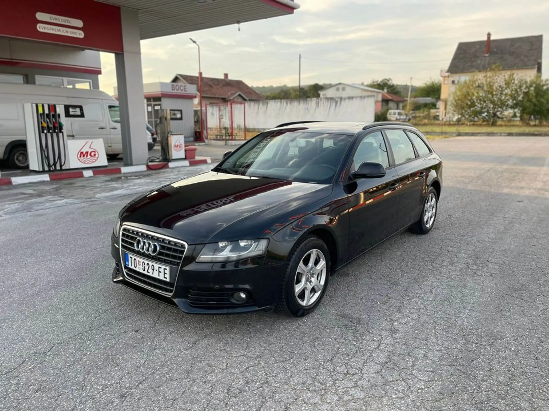 Audi A4 B8 6.799 € Dizel, 2009 god. Polovni automobili, polovan auto, prodajem auto na sajtu za polovne automobile prodajemauto.rs