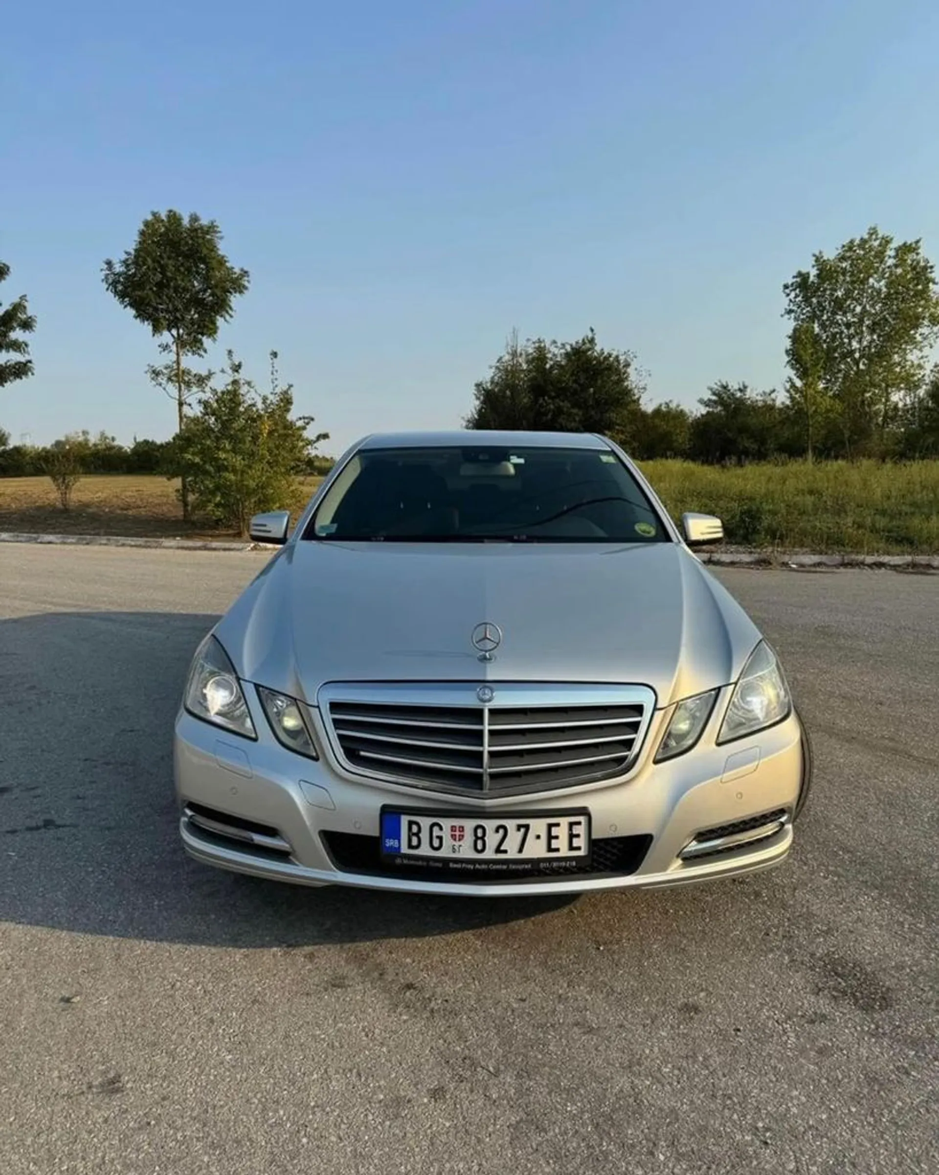 Mercedes-Benz E class 200 CDI w212,auto u ekstra stanju 10.700 € Dizel, 2010 god. Polovni automobili, polovan auto, prodajem auto na sajtu za polovne automobile prodajemauto.rs