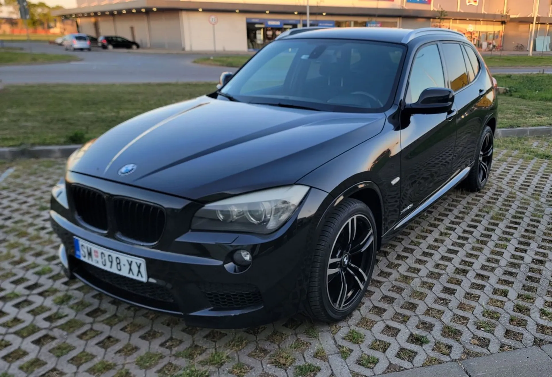 BMW X1 Xdrive M-Paket 10.900 € Dizel, 2012 god. Polovni automobili, polovan auto, prodajem auto na sajtu za polovne automobile prodajemauto.rs