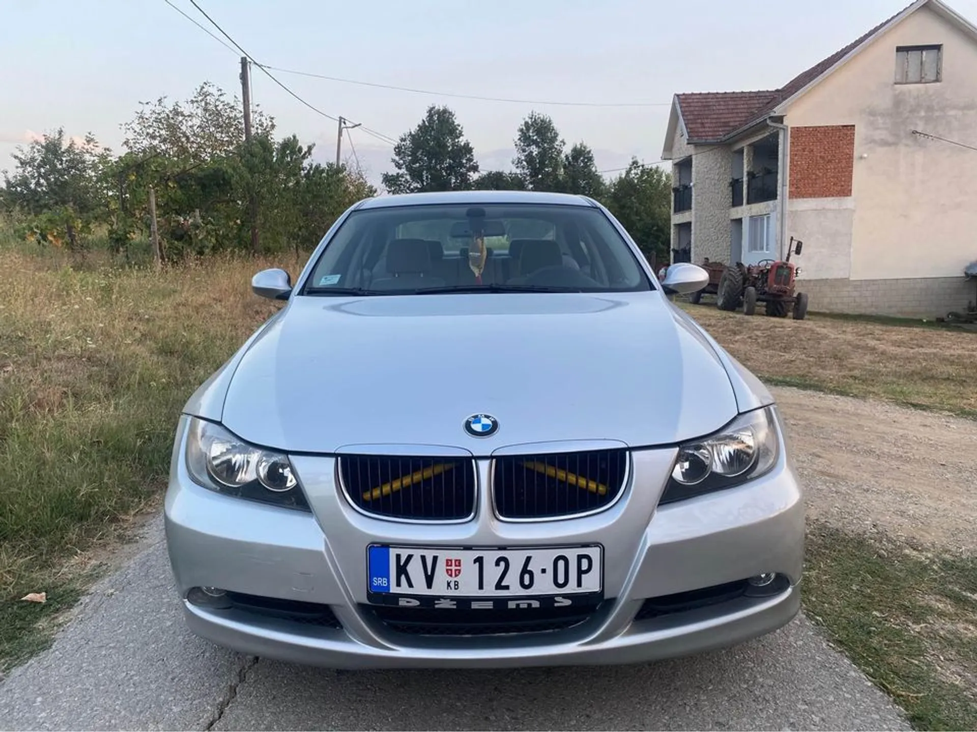 BMW 3 Series 320 VREDI POGLEDATI 4.700 € Dizel, 2006 god. Polovni automobili, polovan auto, prodajem auto na sajtu za polovne automobile prodajemauto.rs