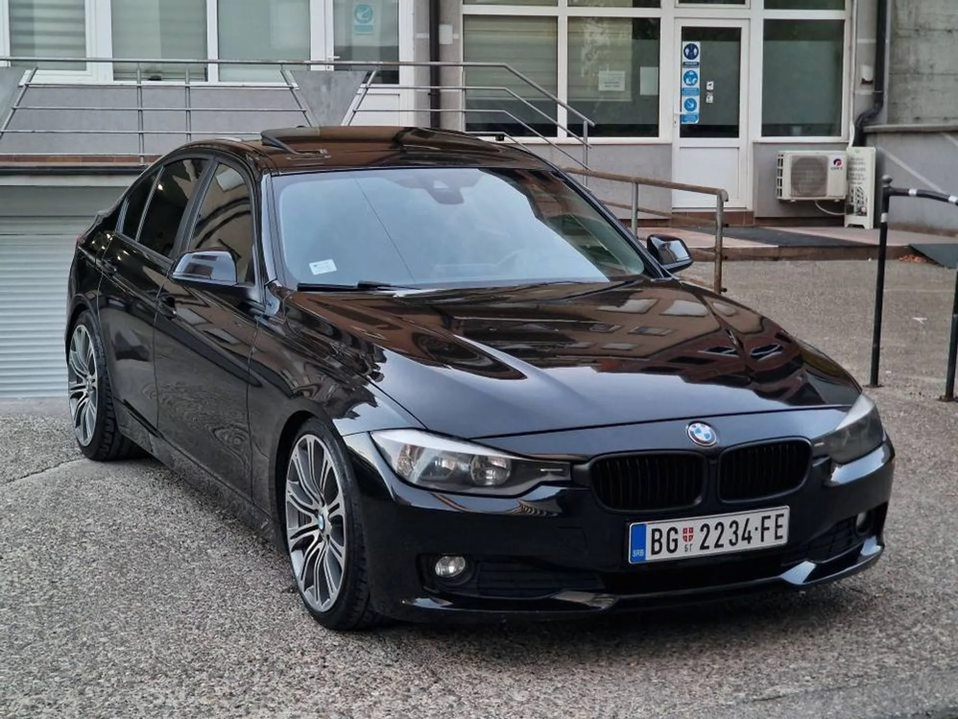 BMW 3 Series 316 12.999 € Dizel, 2013 god. Polovni automobili, polovan auto, prodajem auto na sajtu za polovne automobile prodajemauto.rs