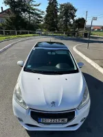Peugeot 208 5.700 € Dizel, 2012 god. Prodajem Auto
