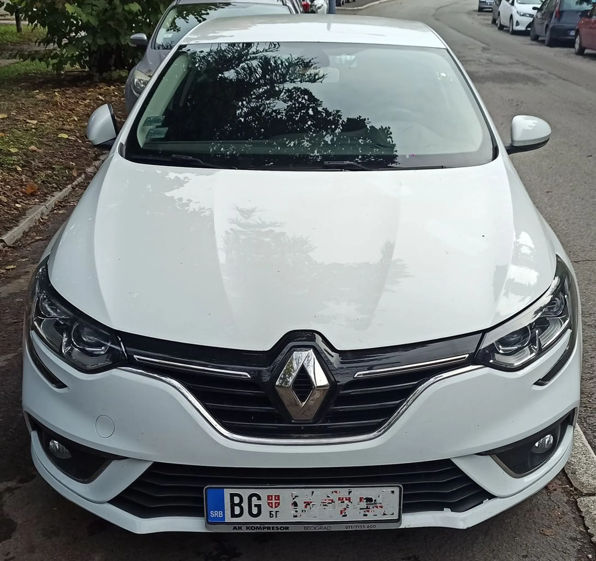 Renault Megane 1.6 SCE 115 ZEN GRANDCOUPE 11.900 € Benzin, 2018 god. Polovni automobili, polovan auto, prodajem auto na sajtu za polovne automobile prodajemauto.rs