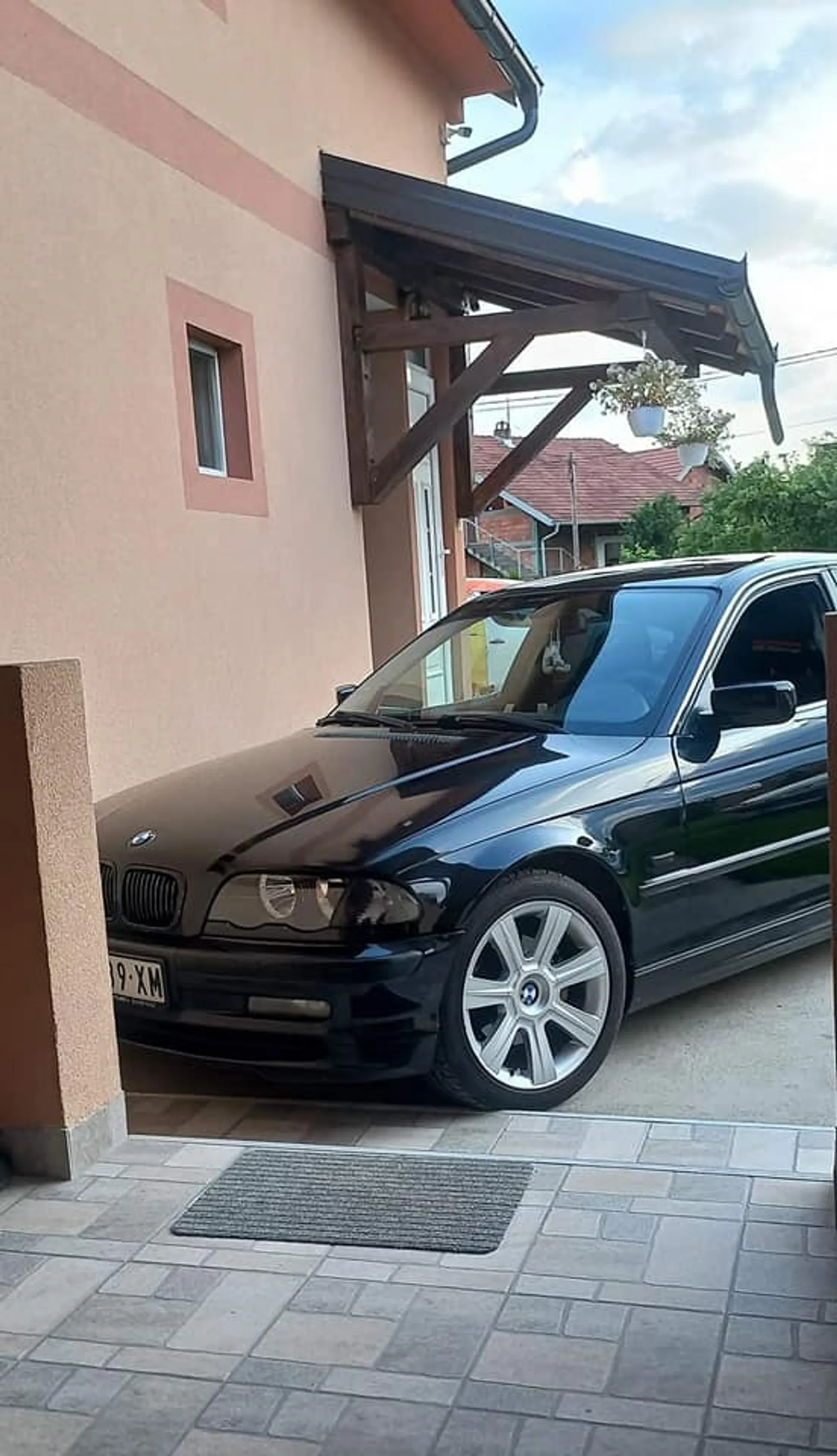 BMW 3 Series 320 3.000 € Dizel, 2001 god. Polovni automobili, polovan auto, prodajem auto na sajtu za polovne automobile prodajemauto.rs