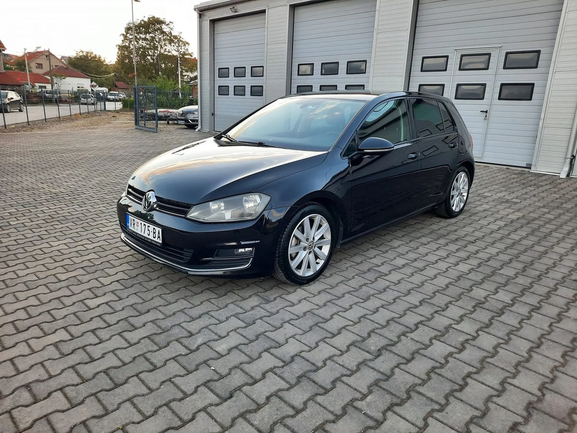Volkswagen Golf 7 1.6 tdi Highline 9.999 € Dizel, 2013 god. Polovni automobili, polovan auto, prodajem auto na sajtu za polovne automobile prodajemauto.rs