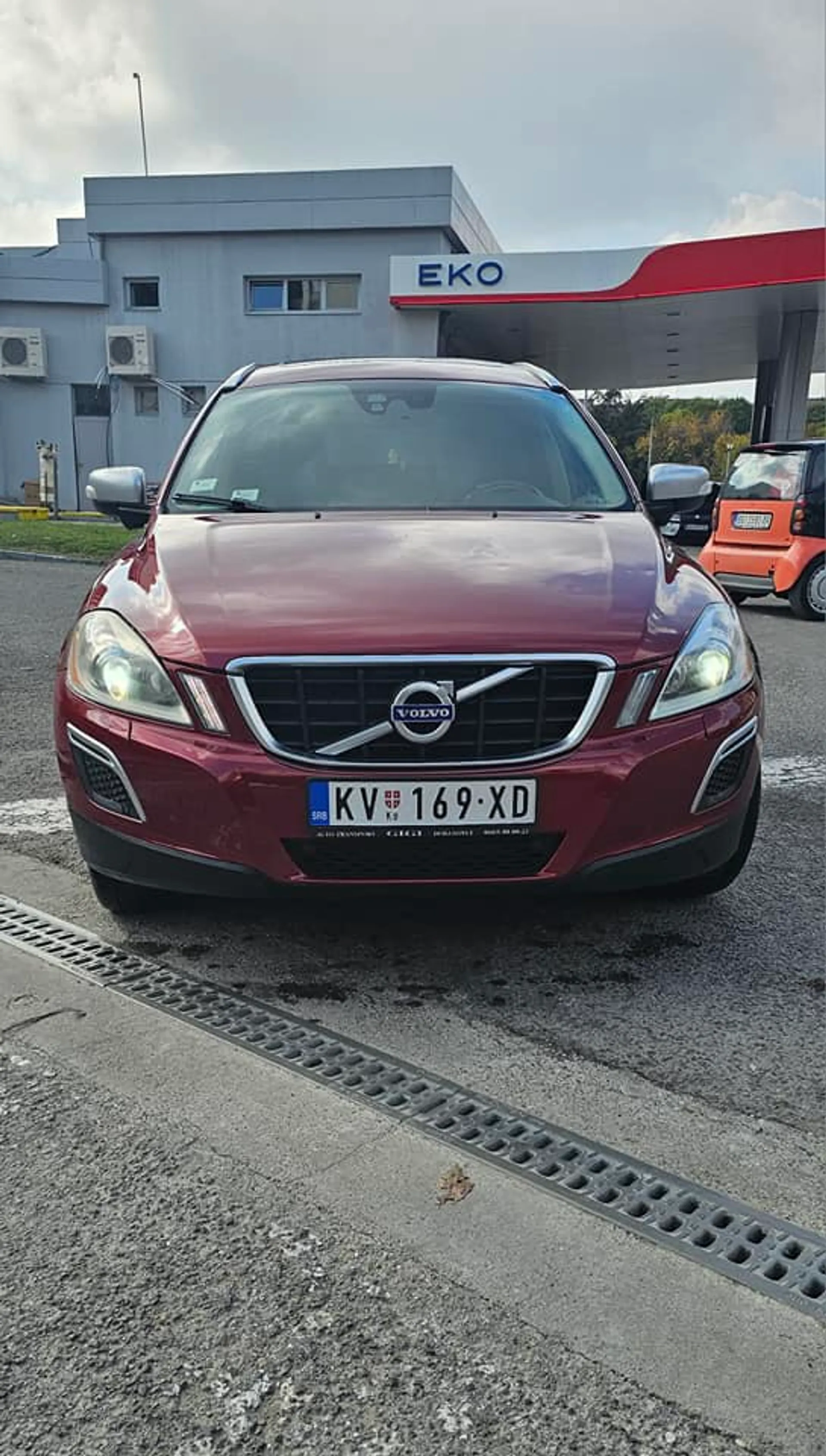 Volvo XC60 2.4 12.500 € Dizel, 2012 god. Polovni automobili, polovan auto, prodajem auto na sajtu za polovne automobile prodajemauto.rs