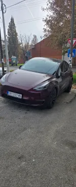 Tesla Model Y Performance long range 54.000 € Električni, 2024 god. Prodajem Auto