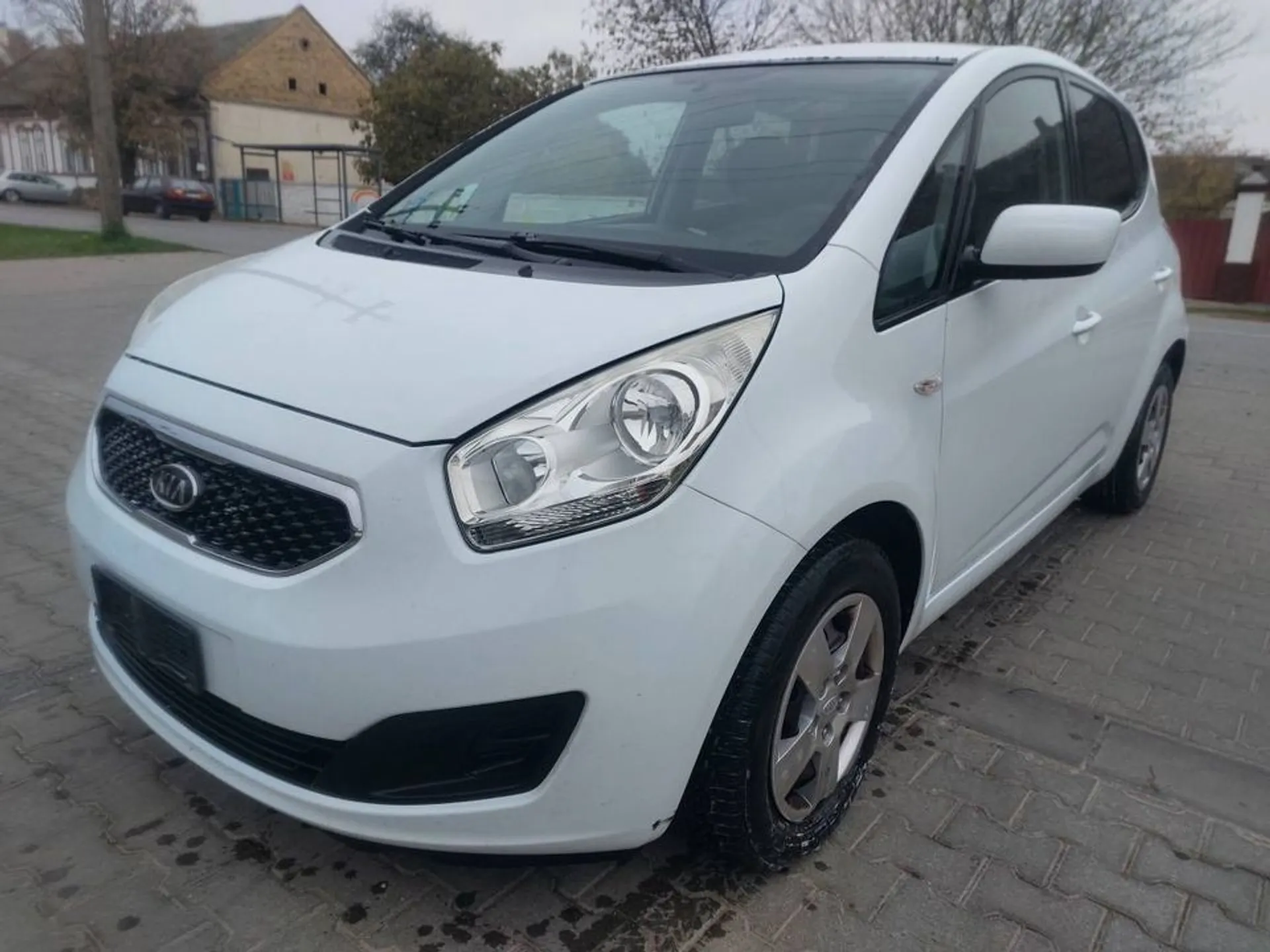 Kia Venga 1.4 crdi 4.500 € Dizel, 2012 god. Polovni automobili, polovan auto, prodajem auto na sajtu za polovne automobile prodajemauto.rs