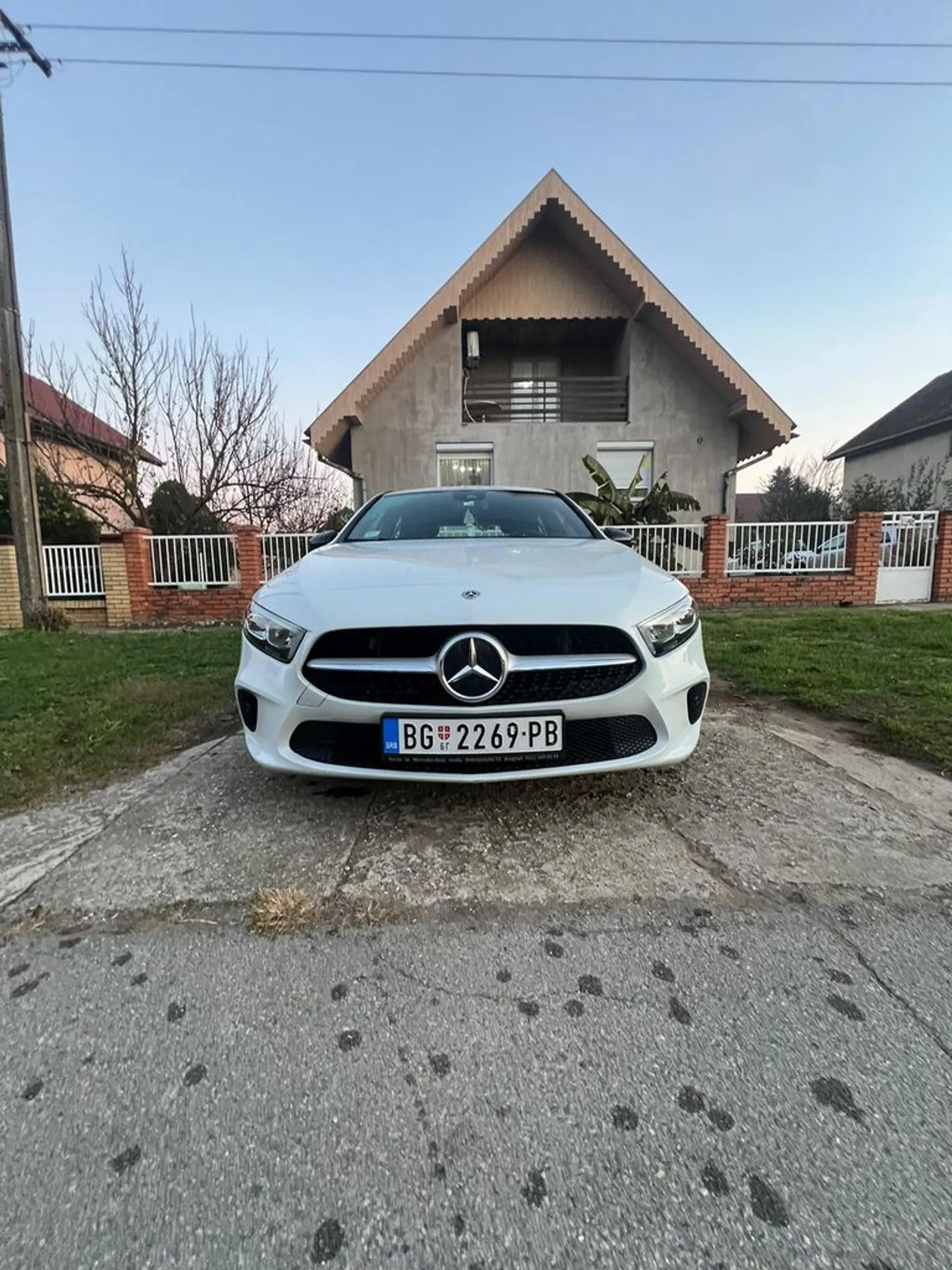 Mercedes-Benz 180 A 180 21.900 € Dizel, 2019 god. Polovni automobili, polovan auto, prodajem auto na sajtu za polovne automobile prodajemauto.rs