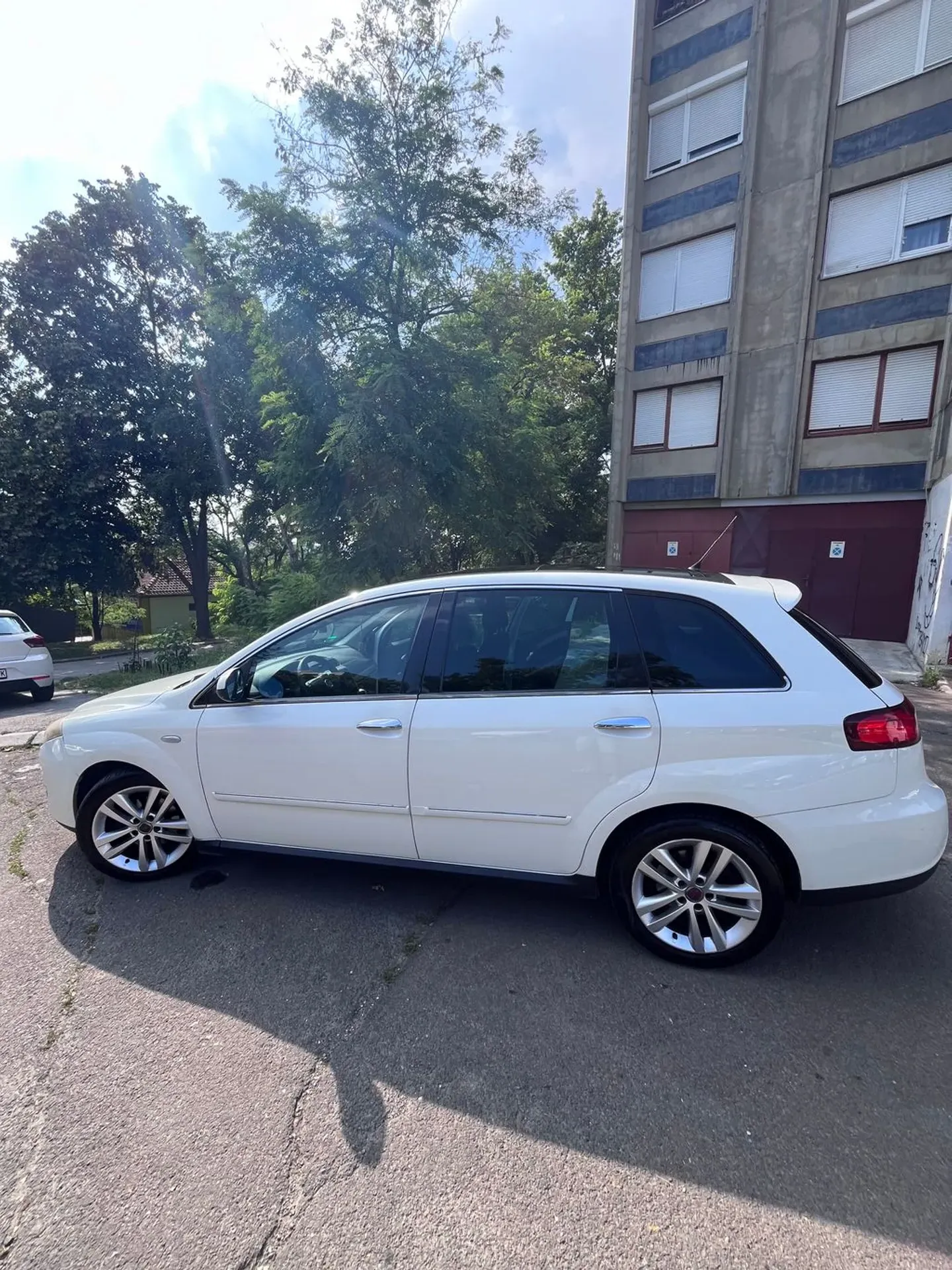 Fiat Croma 1.9 tdi automatic 3.100 € Dizel, 2010 god. Polovni automobili, polovan auto, prodajem auto na sajtu za polovne automobile prodajemauto.rs