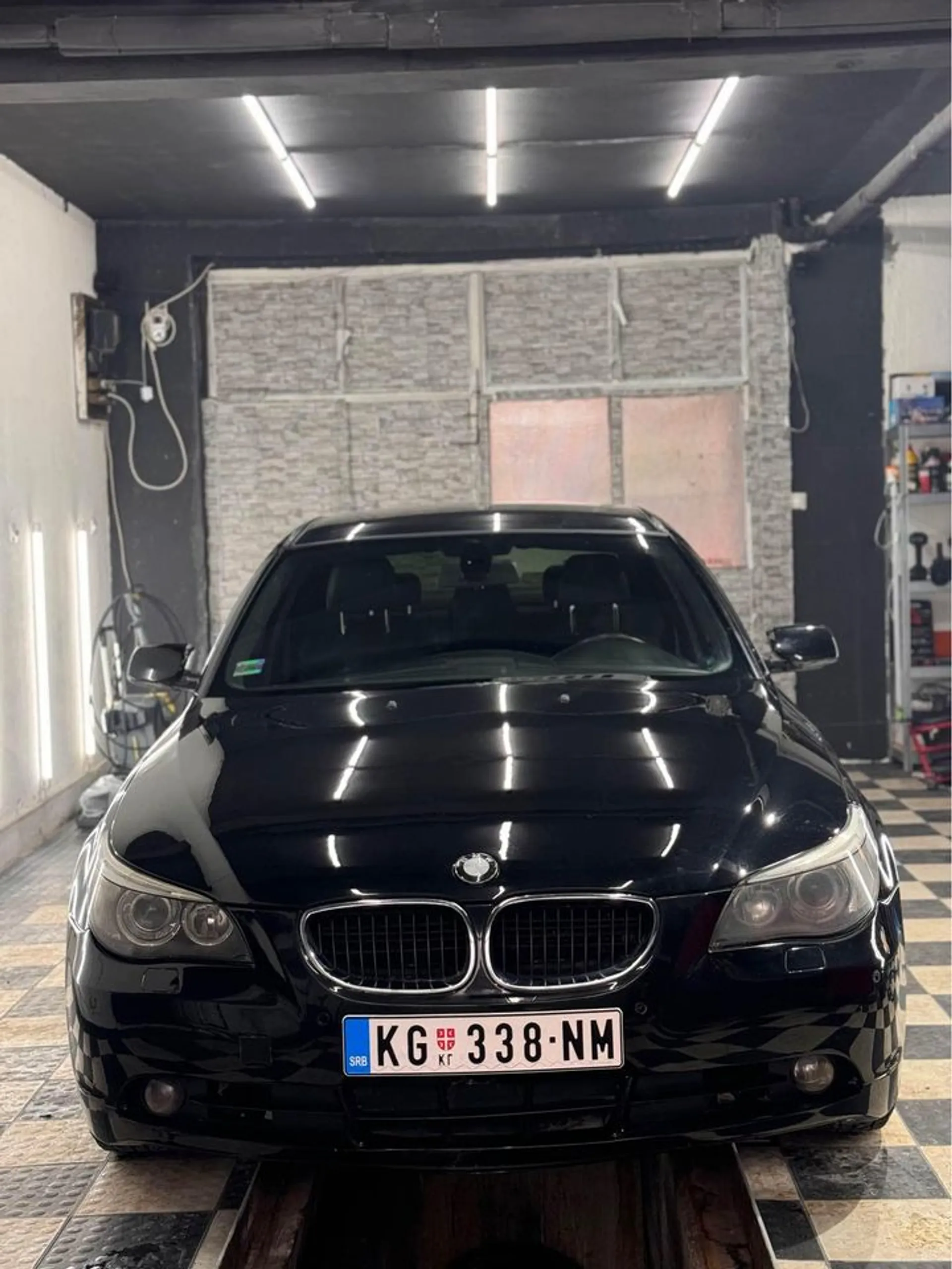 BMW 5 Series 520 5.100 € Benzin, 2005 god. Polovni automobili, polovan auto, prodajem auto na sajtu za polovne automobile prodajemauto.rs