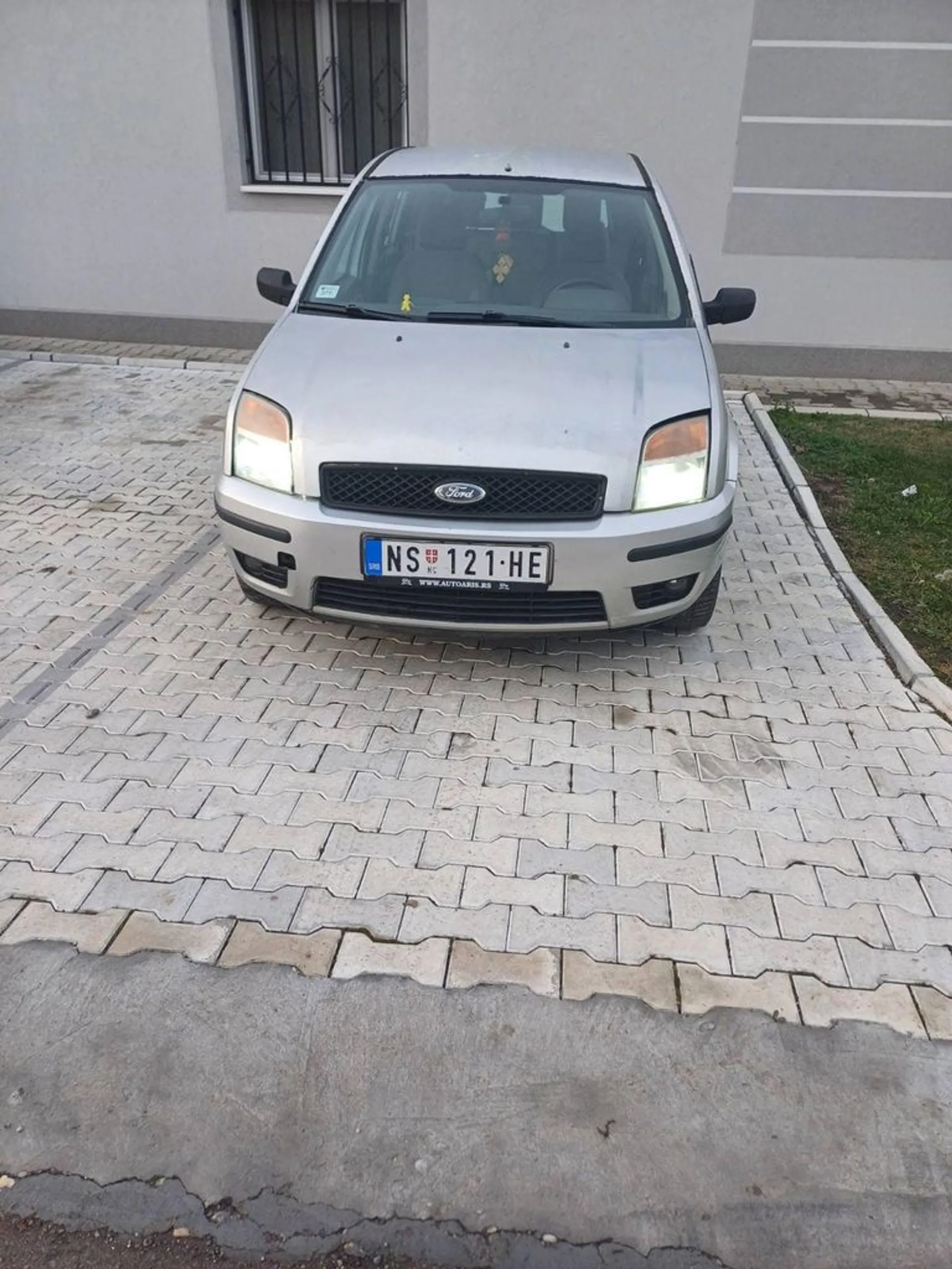 Ford Fusion 1.4 TDCI 2.099 € Dizel, 2003 god. Polovni automobili, polovan auto, prodajem auto na sajtu za polovne automobile prodajemauto.rs