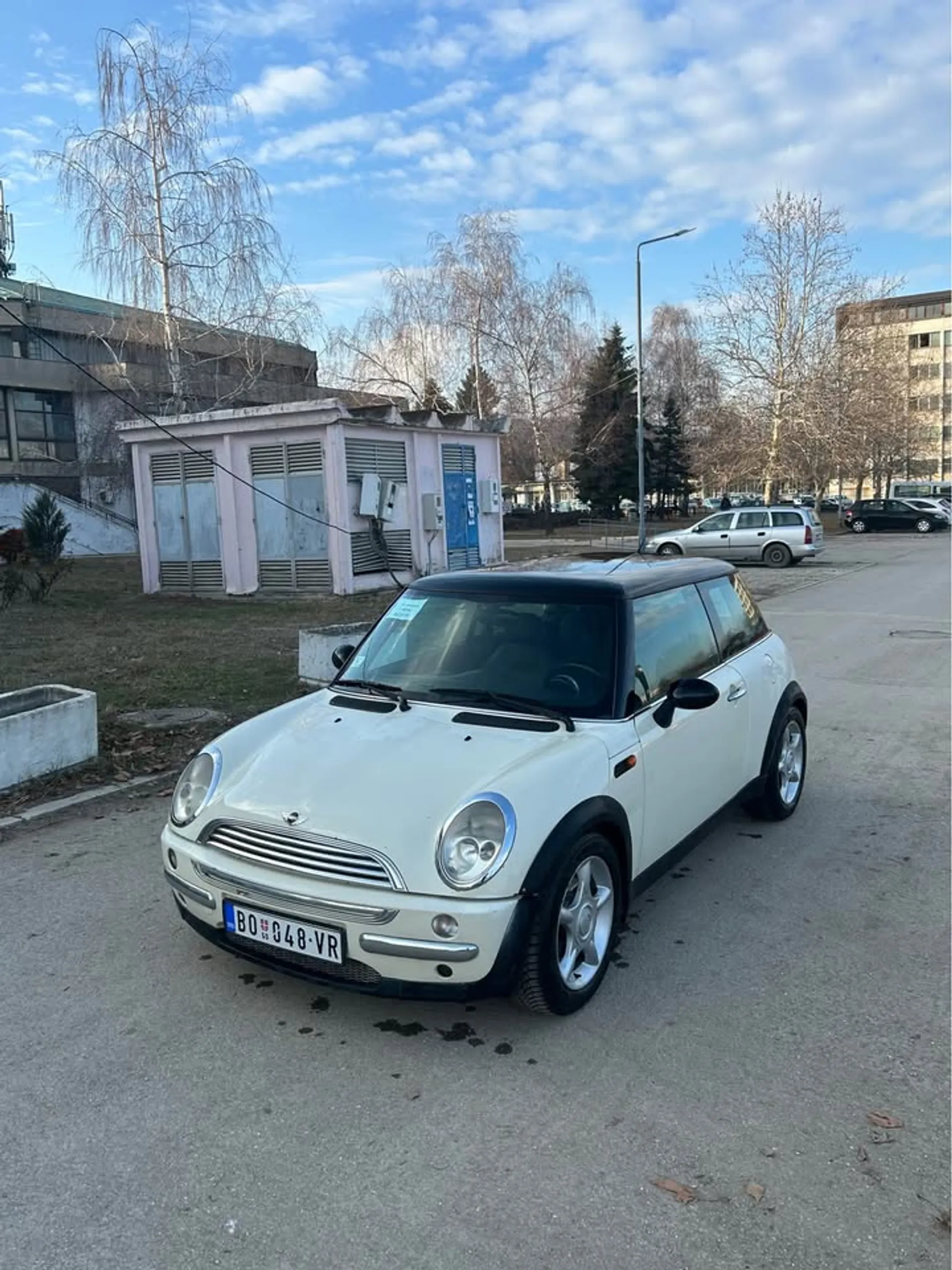 Mini Cooper 2.499 € Benzin, 2004 god. Polovni automobili, polovan auto, prodajem auto na sajtu za polovne automobile prodajemauto.rs