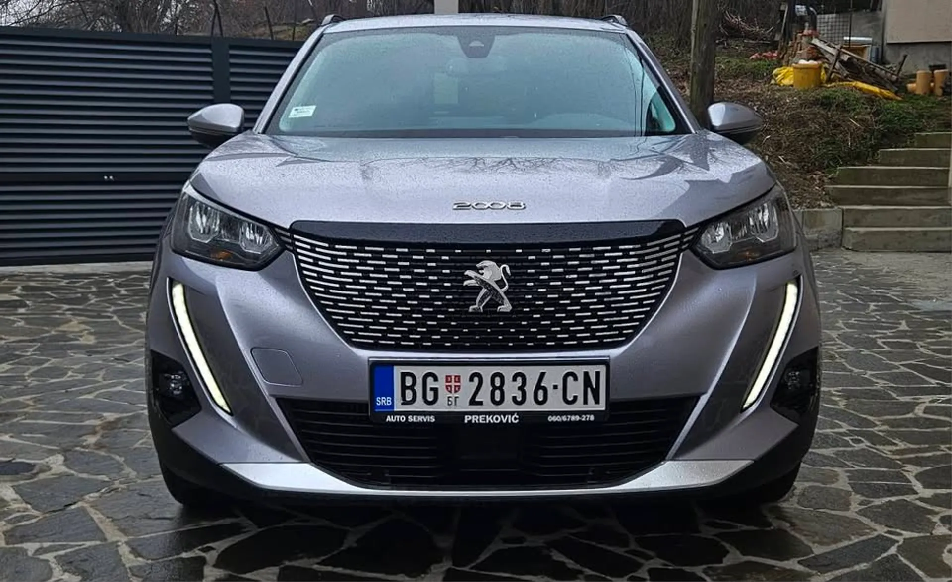 Peugeot 2008 1.2t nov 16.500 € Benzin, 2021 god. Polovni automobili, polovan auto, prodajem auto na sajtu za polovne automobile prodajemauto.rs