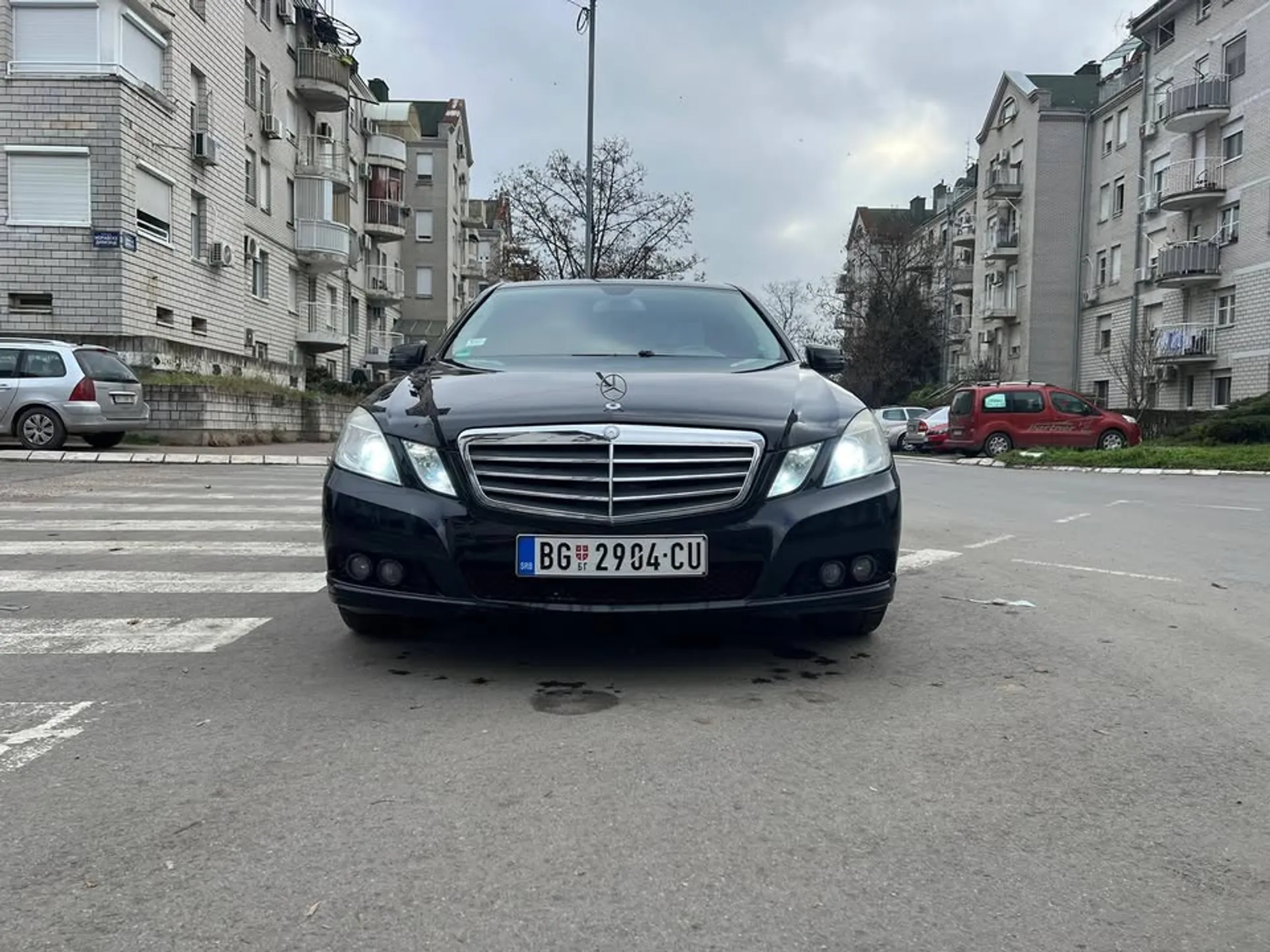 Mercedes-Benz E 220 cdi 10.500 € Dizel, 2010 god. Polovni automobili, polovan auto, prodajem auto na sajtu za polovne automobile prodajemauto.rs