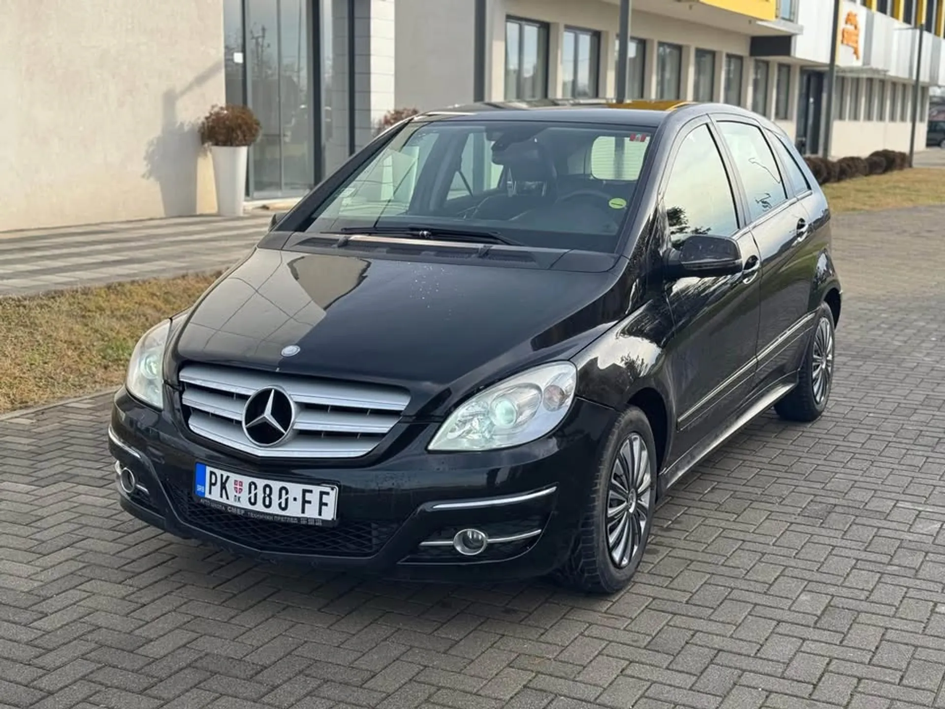 Mercedes-Benz B 180 Facelift K.E.S 3.200 € Dizel, 2008 god. Polovni automobili, polovan auto, prodajem auto na sajtu za polovne automobile prodajemauto.rs