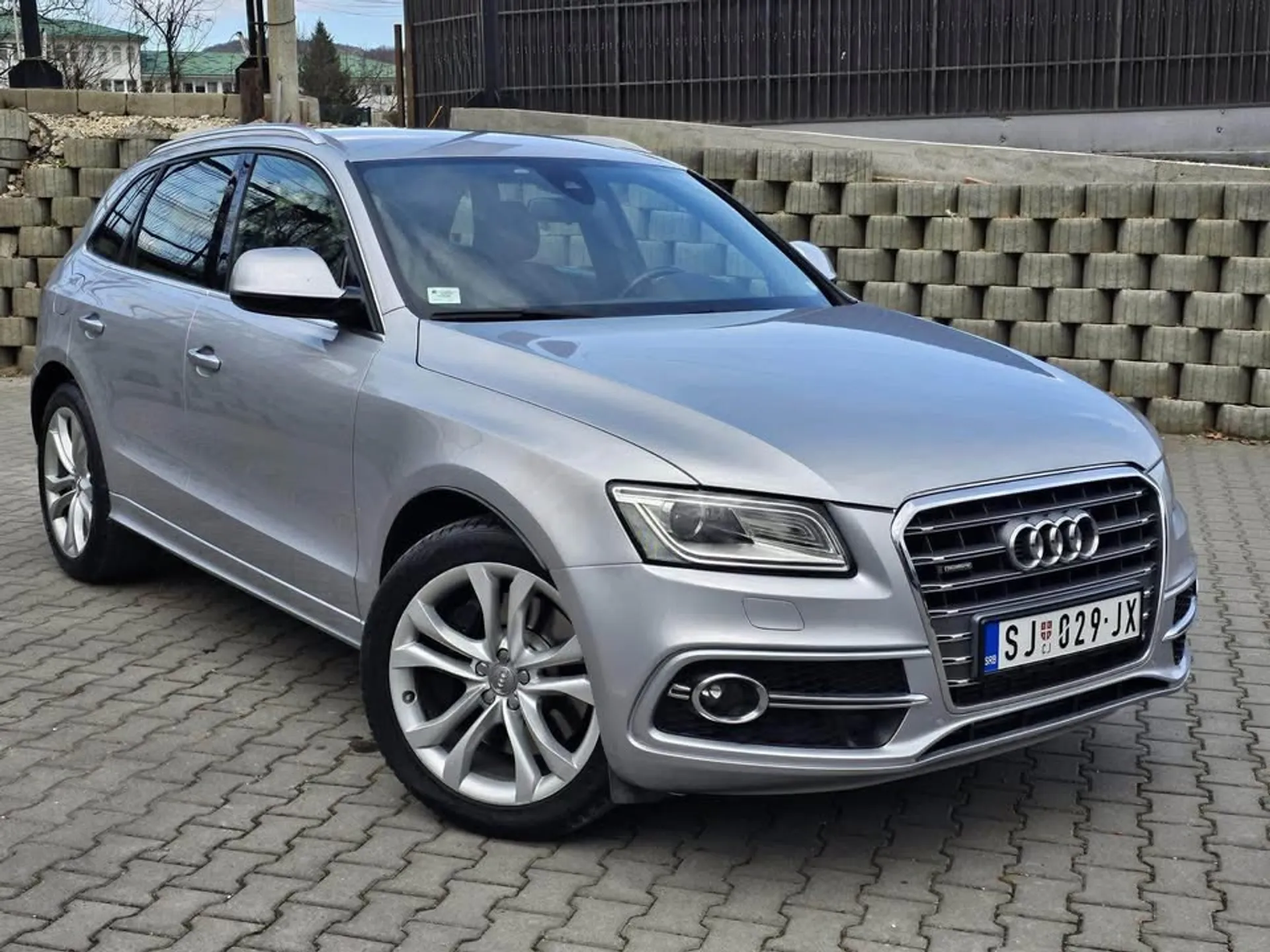 Audi SQ5 25.000 € Dizel, 2015 god. Polovni automobili, polovan auto, prodajem auto na sajtu za polovne automobile prodajemauto.rs