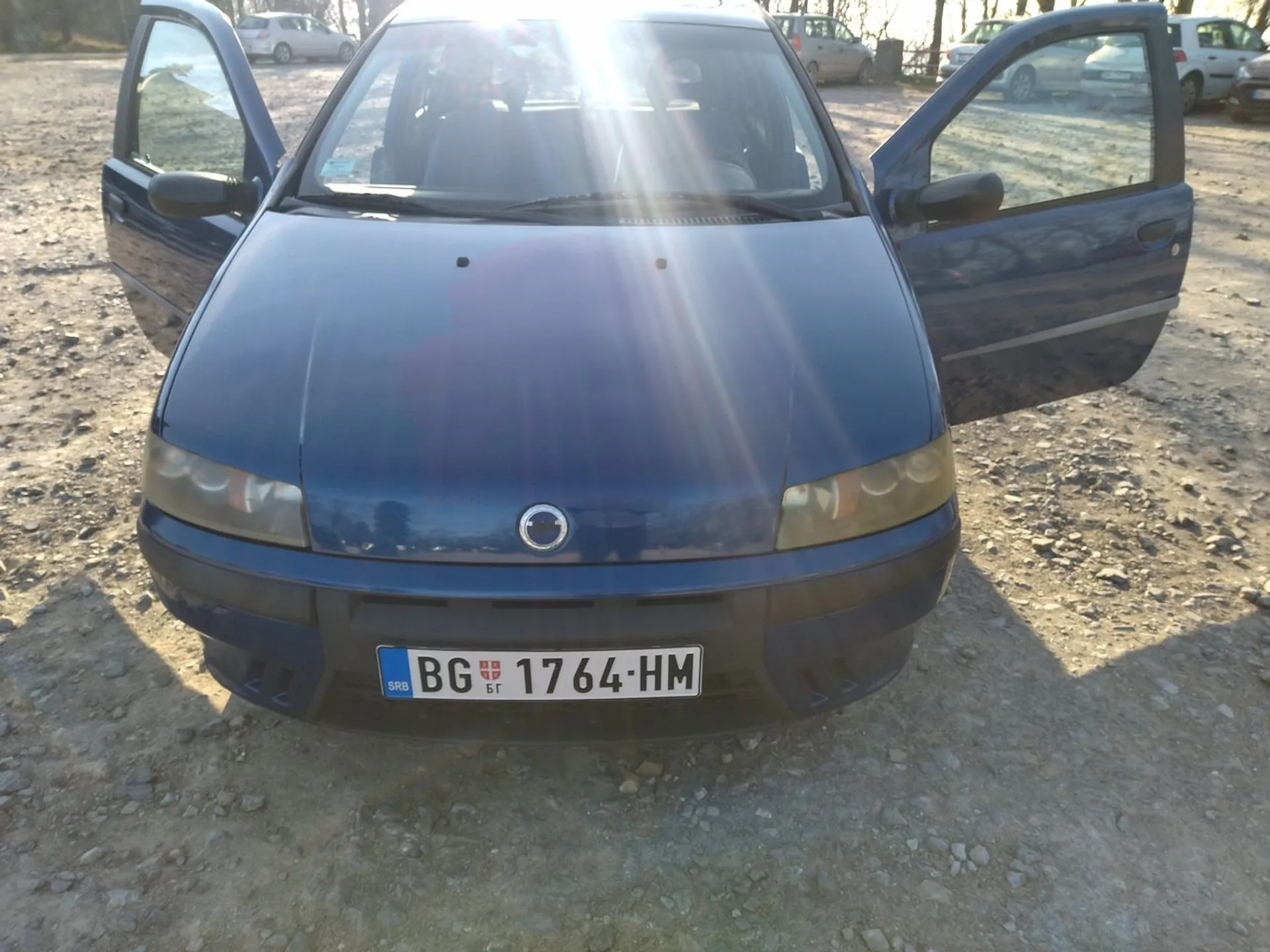 Fiat Punto 700 € Benzin, 2001 god. Polovni automobili, polovan auto, prodajem auto na sajtu za polovne automobile prodajemauto.rs