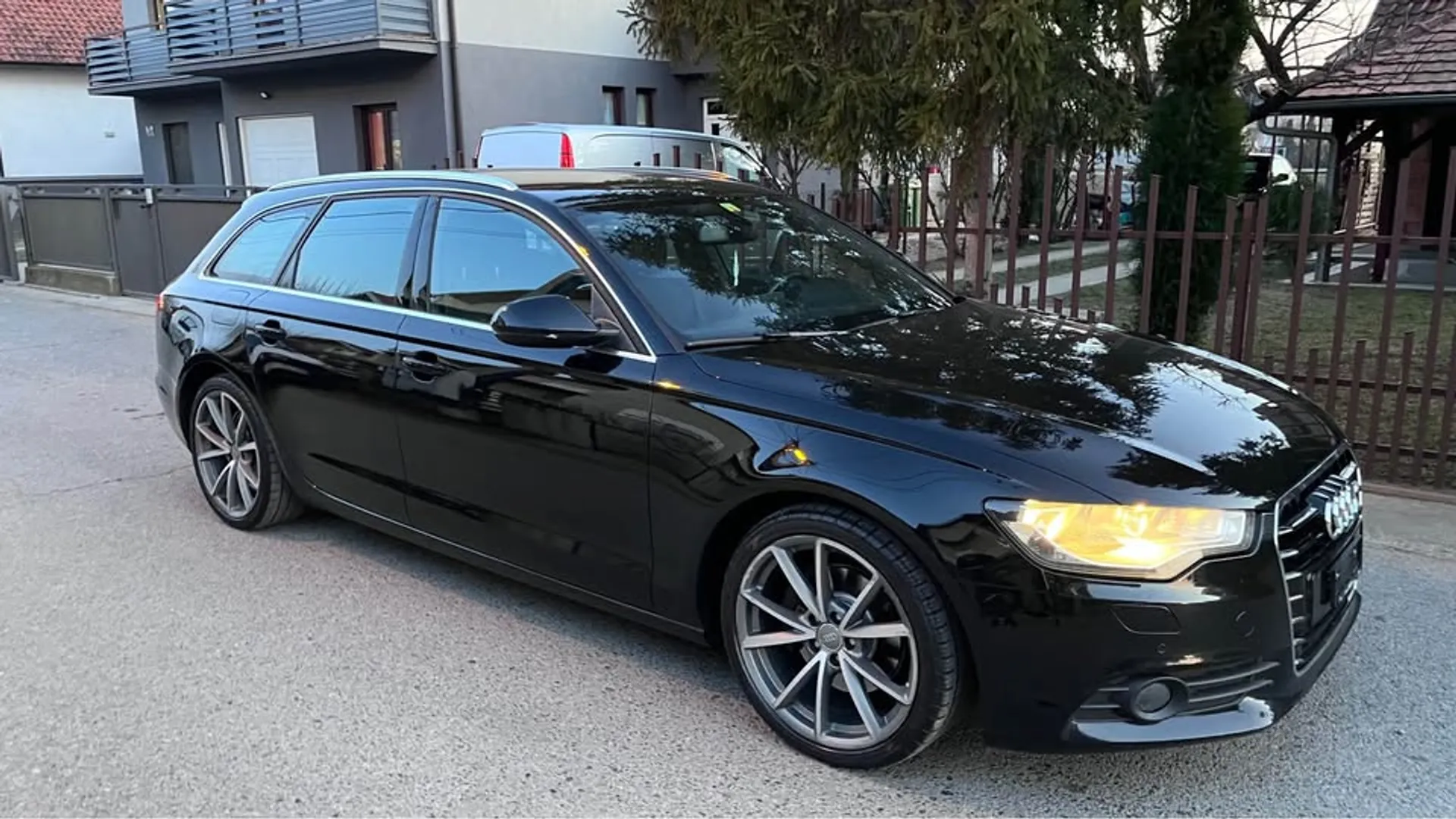 Audi A6 TDI/2.0/CH 11.850 € Dizel, 2012 god. Polovni automobili, polovan auto, prodajem auto na sajtu za polovne automobile prodajemauto.rs