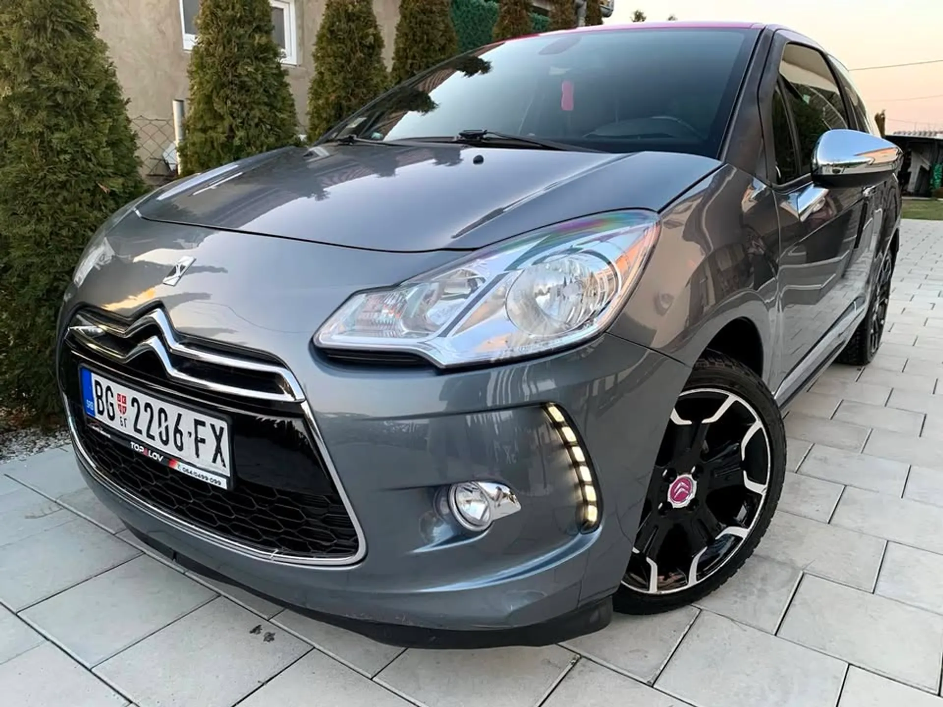 Citroen DS3 SPORT CHIC 5.999 € Benzin, 2011 god. Polovni automobili, polovan auto, prodajem auto na sajtu za polovne automobile prodajemauto.rs