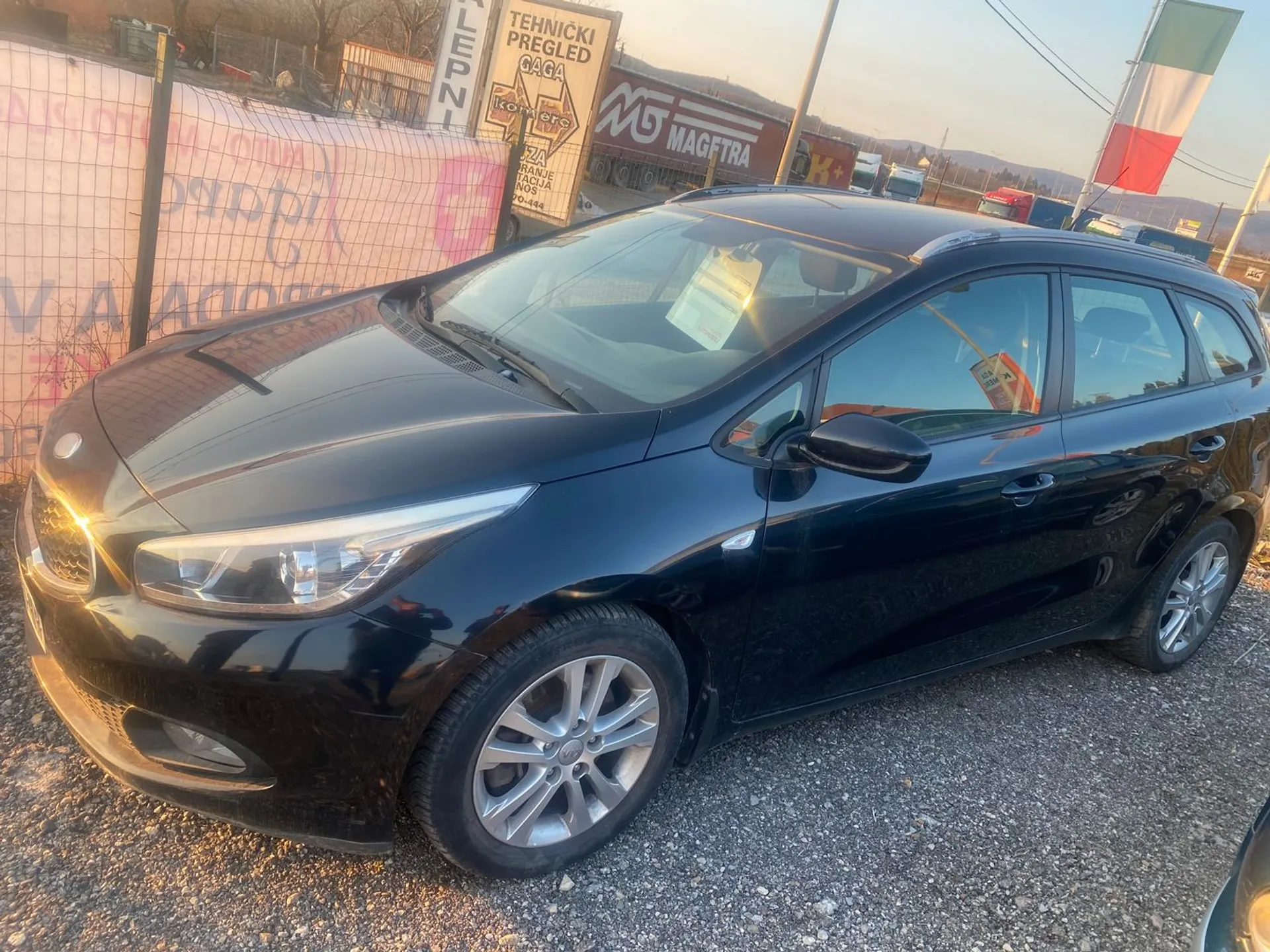 Kia Cee'd 6.600 € Benzin, 2014 god. Polovni automobili, polovan auto, prodajem auto na sajtu za polovne automobile prodajemauto.rs