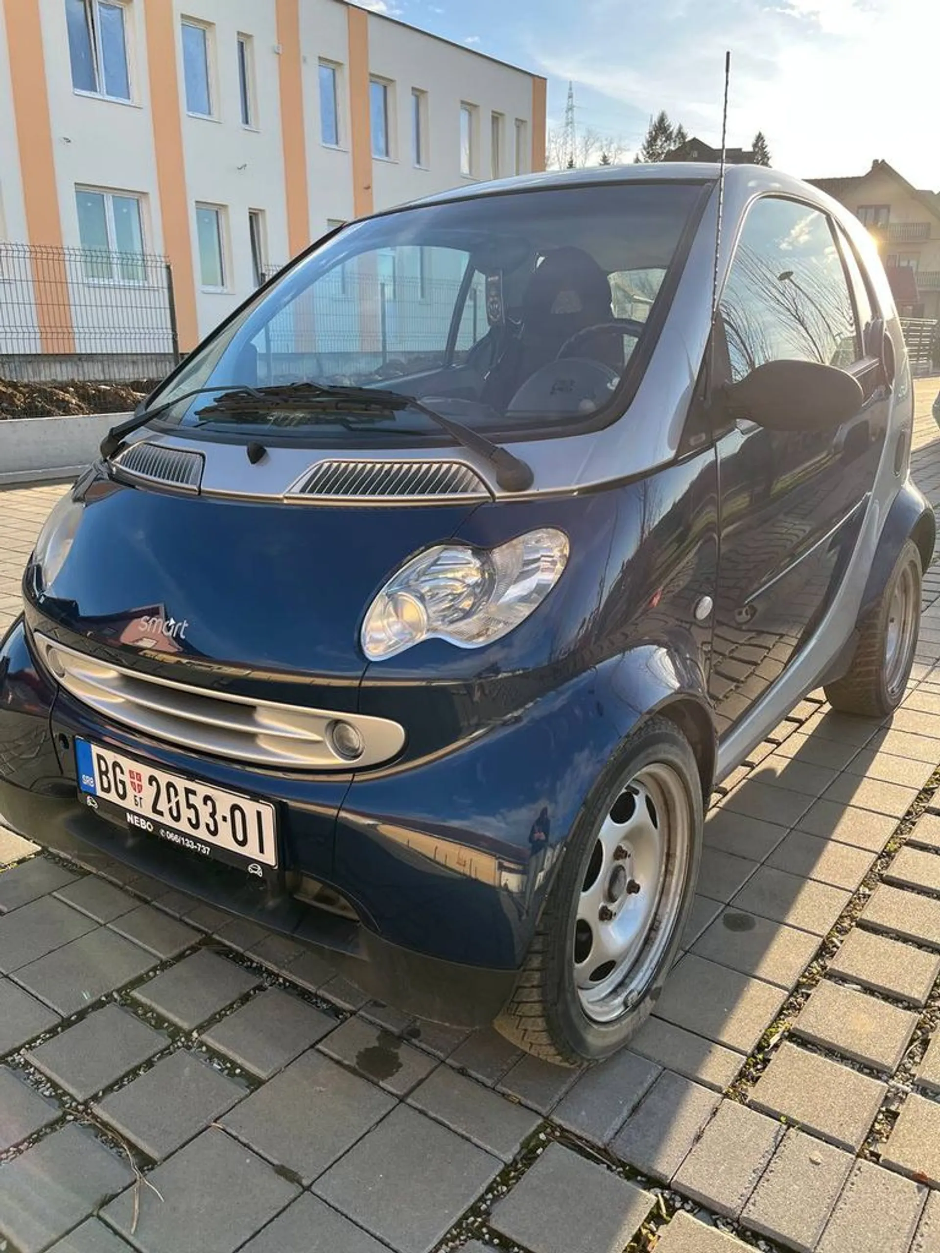 Smart Fortwo Smar For Two 2.200 € Benzin, 2004 god. Polovni automobili, polovan auto, prodajem auto na sajtu za polovne automobile prodajemauto.rs
