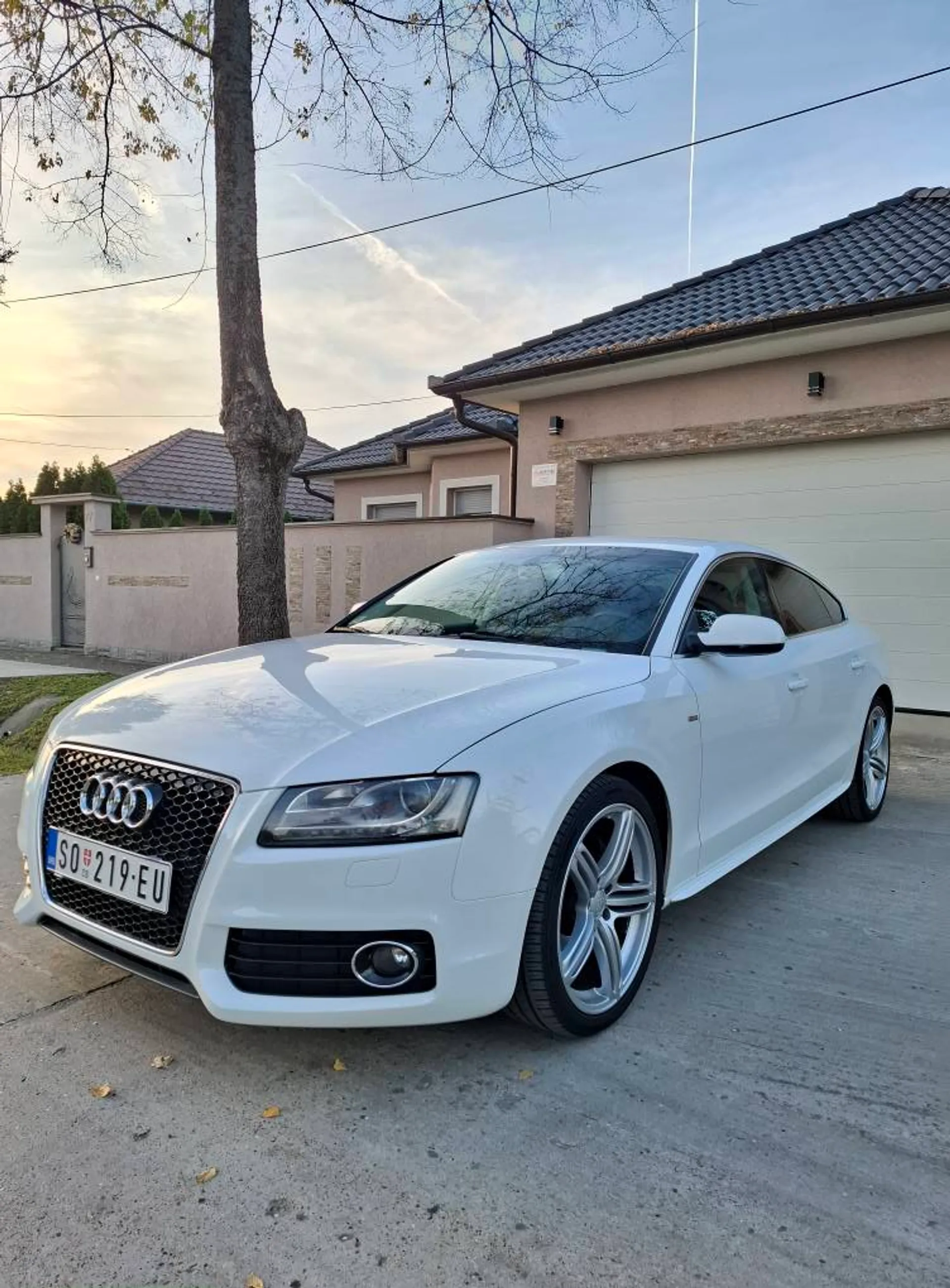 Audi A5 2.0 TFSI S LINE 11.100 € Benzin, 2010 god. Polovni automobili, polovan auto, prodajem auto na sajtu za polovne automobile prodajemauto.rs