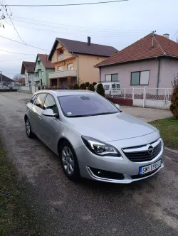 Opel Insignia Dizel, 2016 god.