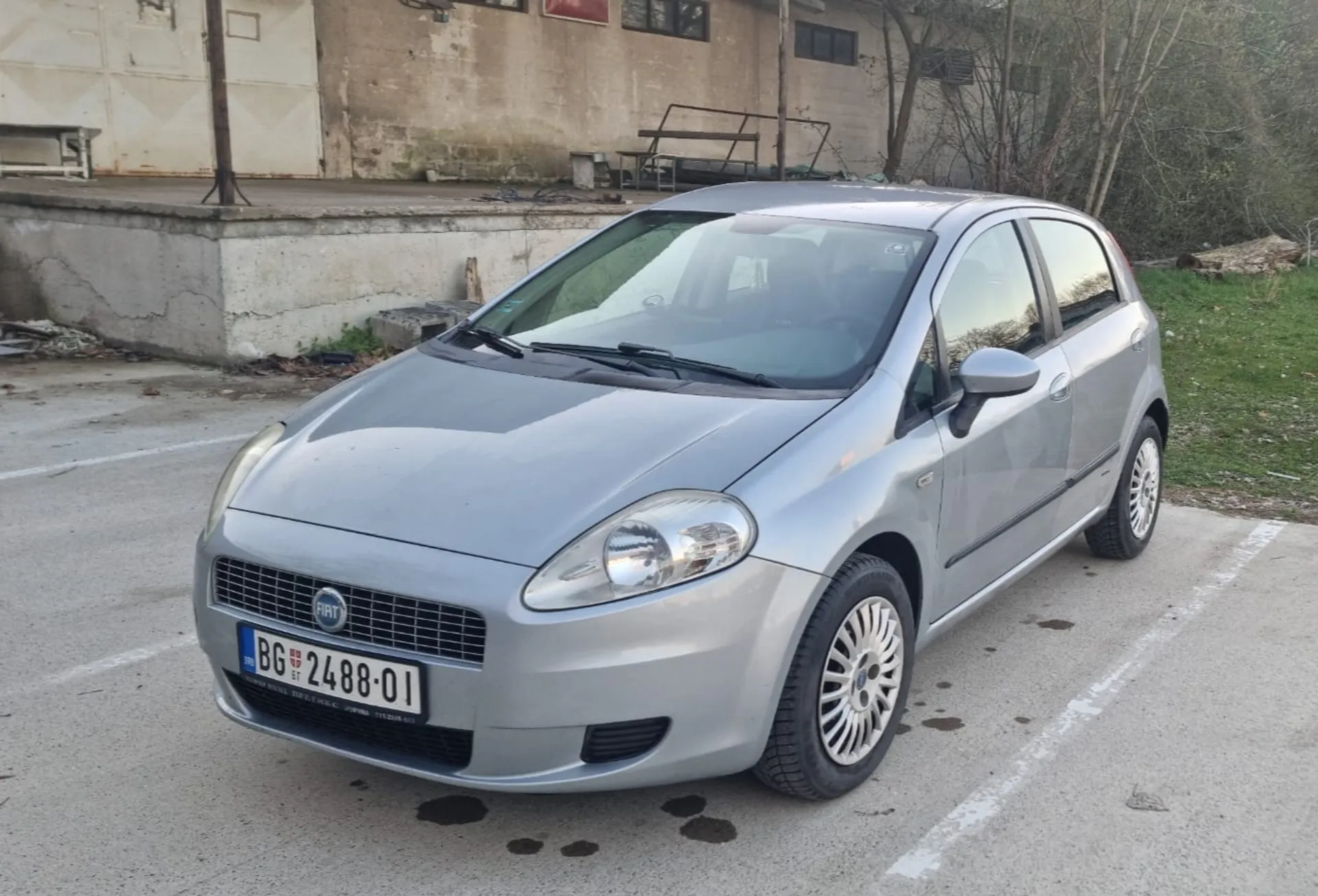 Fiat Grande Punto 1.4 benzin AUTOMATIK 3.200 € Benzin, 2006 god. Polovni automobili, polovan auto, prodajem auto na sajtu za polovne automobile prodajemauto.rs