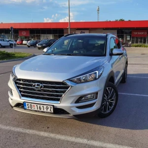Hyundai Tucson PREMIUM Plus 22.000 € Benzin, 2020 god.