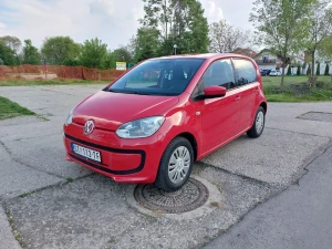 Volkswagen Up! 5.150 € Benzin, 2016 god.